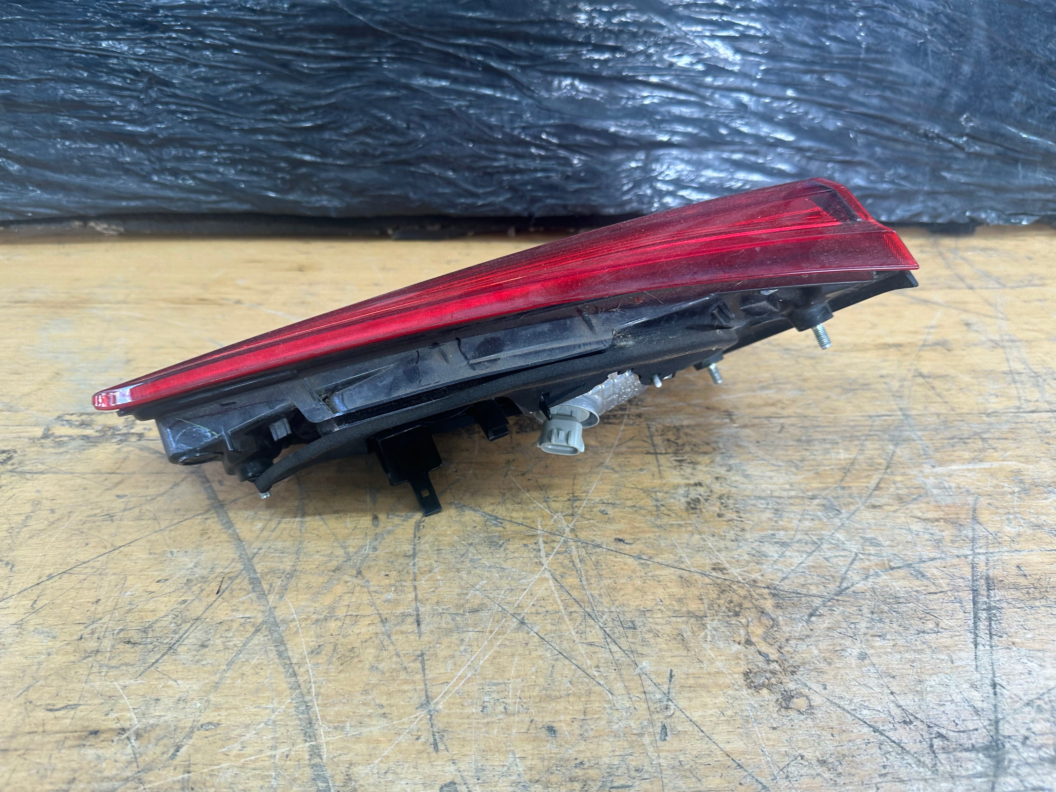 Toyota Yaris III 2017-2020 Passenger Left Rear Boot Light (0D-206)