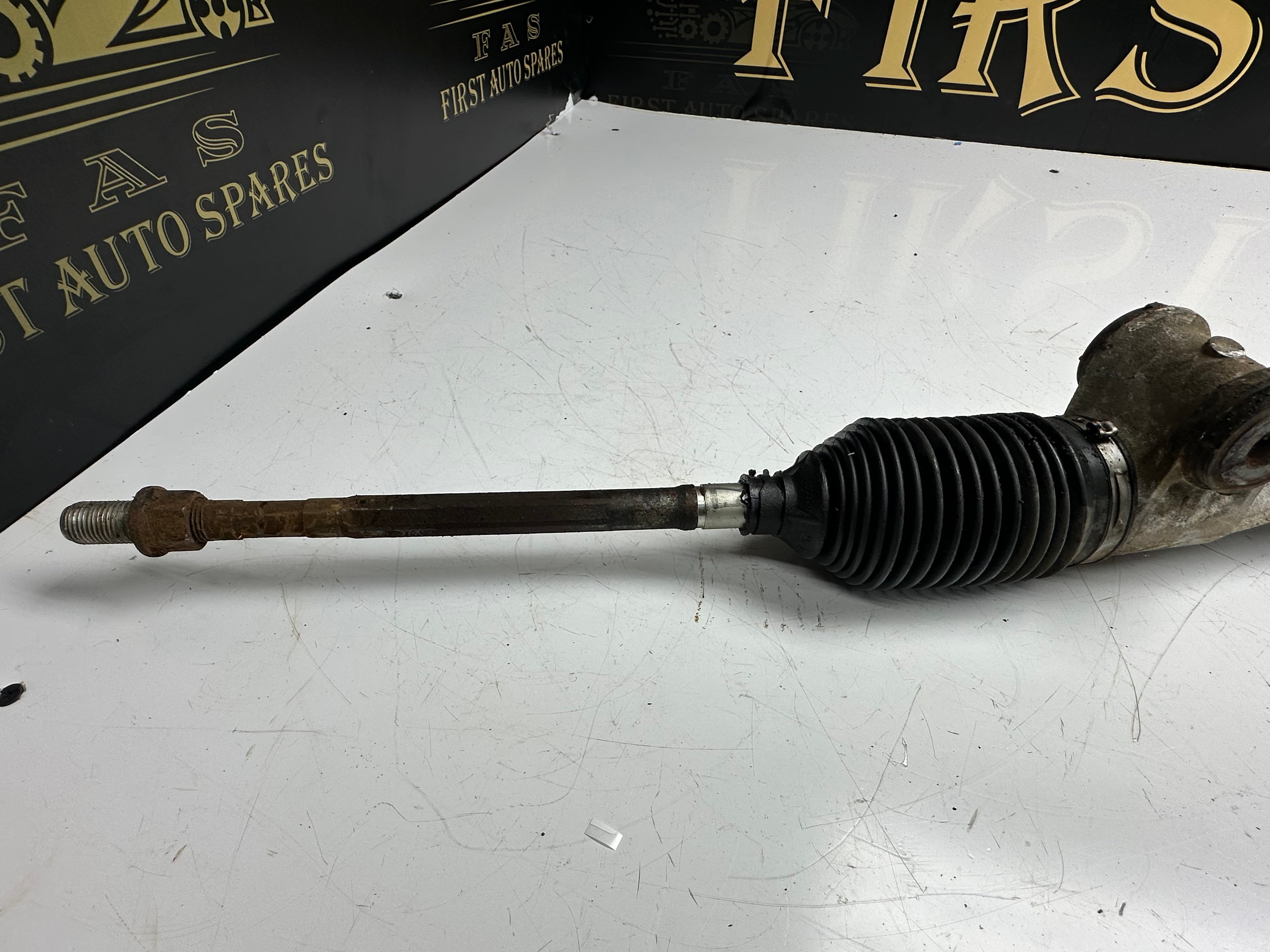Toyota Yaris Steering rack 2012-2019
