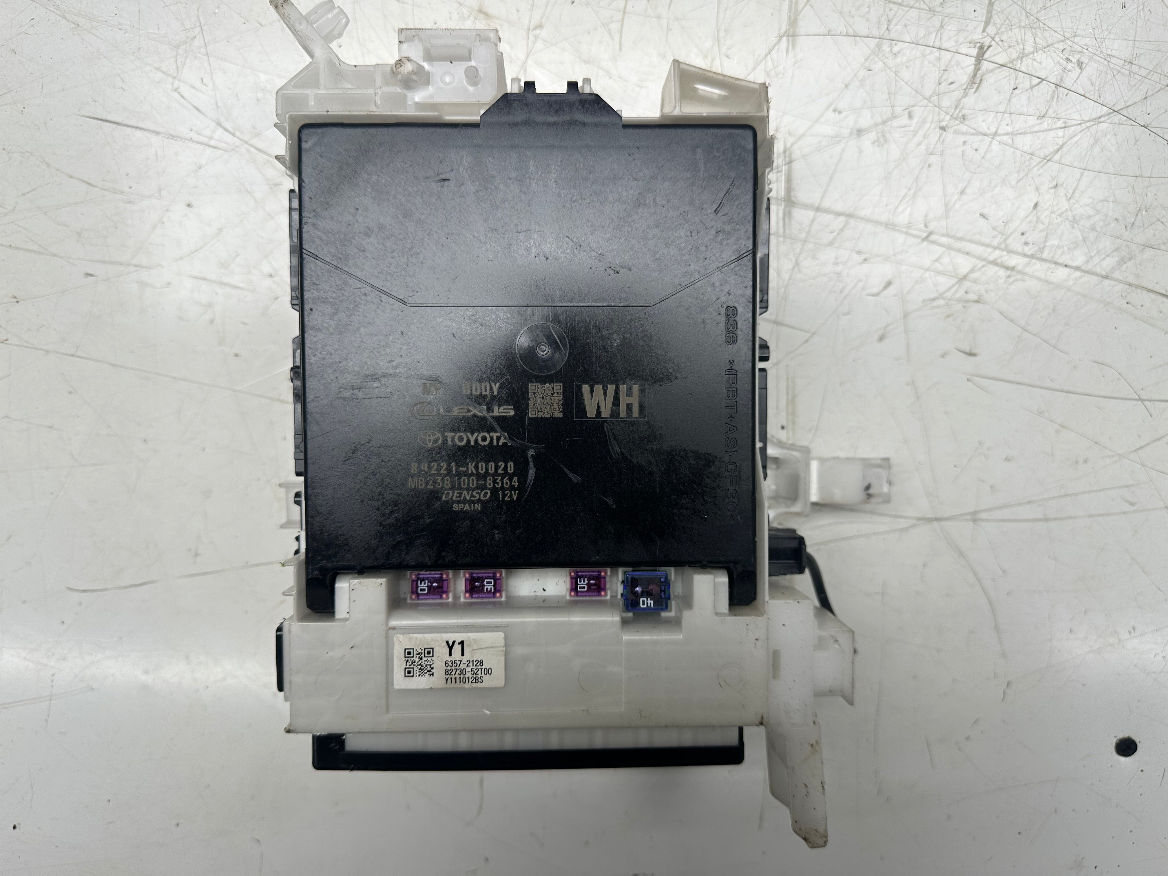 Toyota Yaris Cross 2021–2024 Body Control Module (84221-K0020) (MB238100-8364)