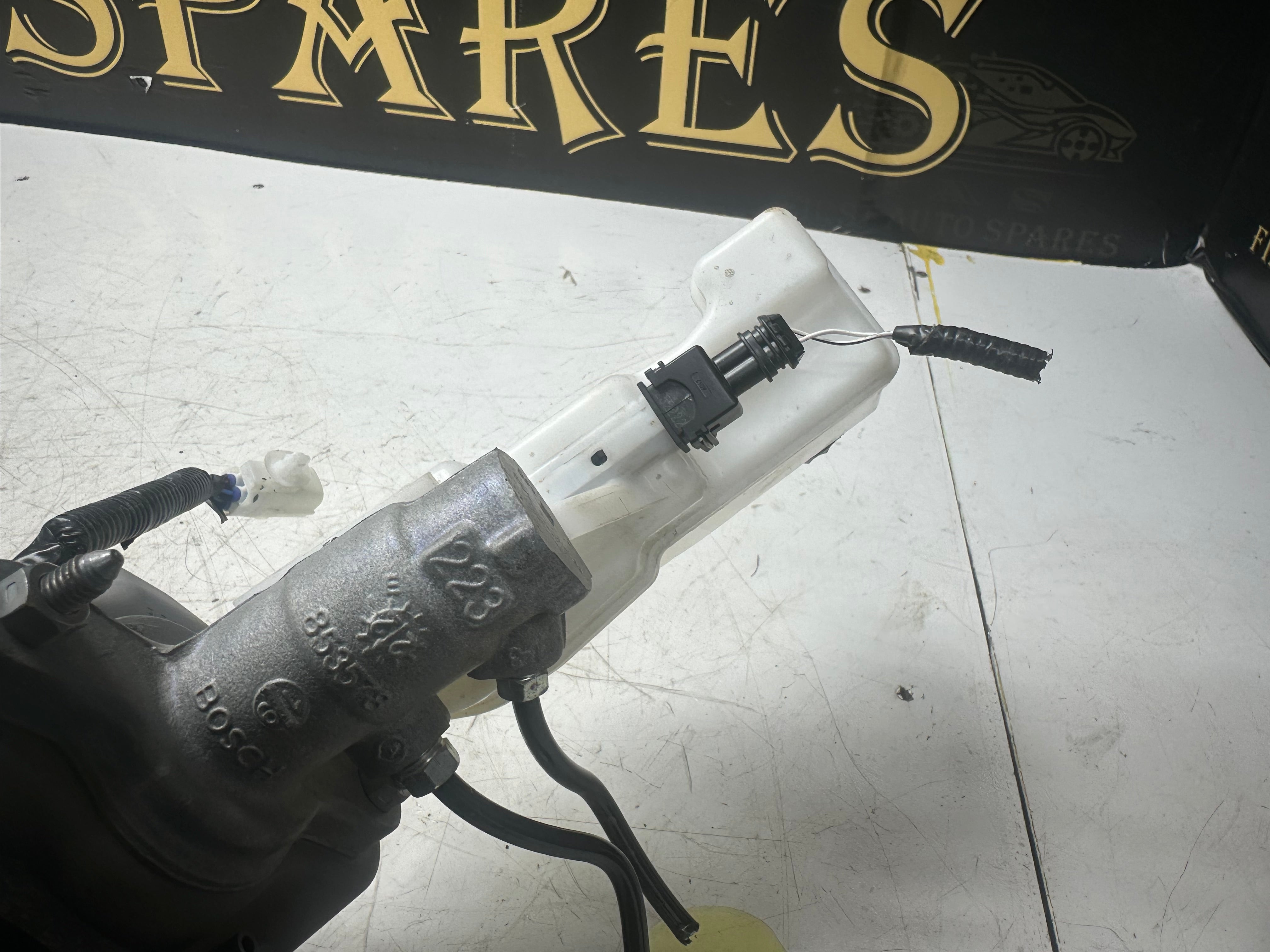Toyota Yaris XP210 Hybrid 2020–2023 Brake Cylinder & Servo (47210-0D040)