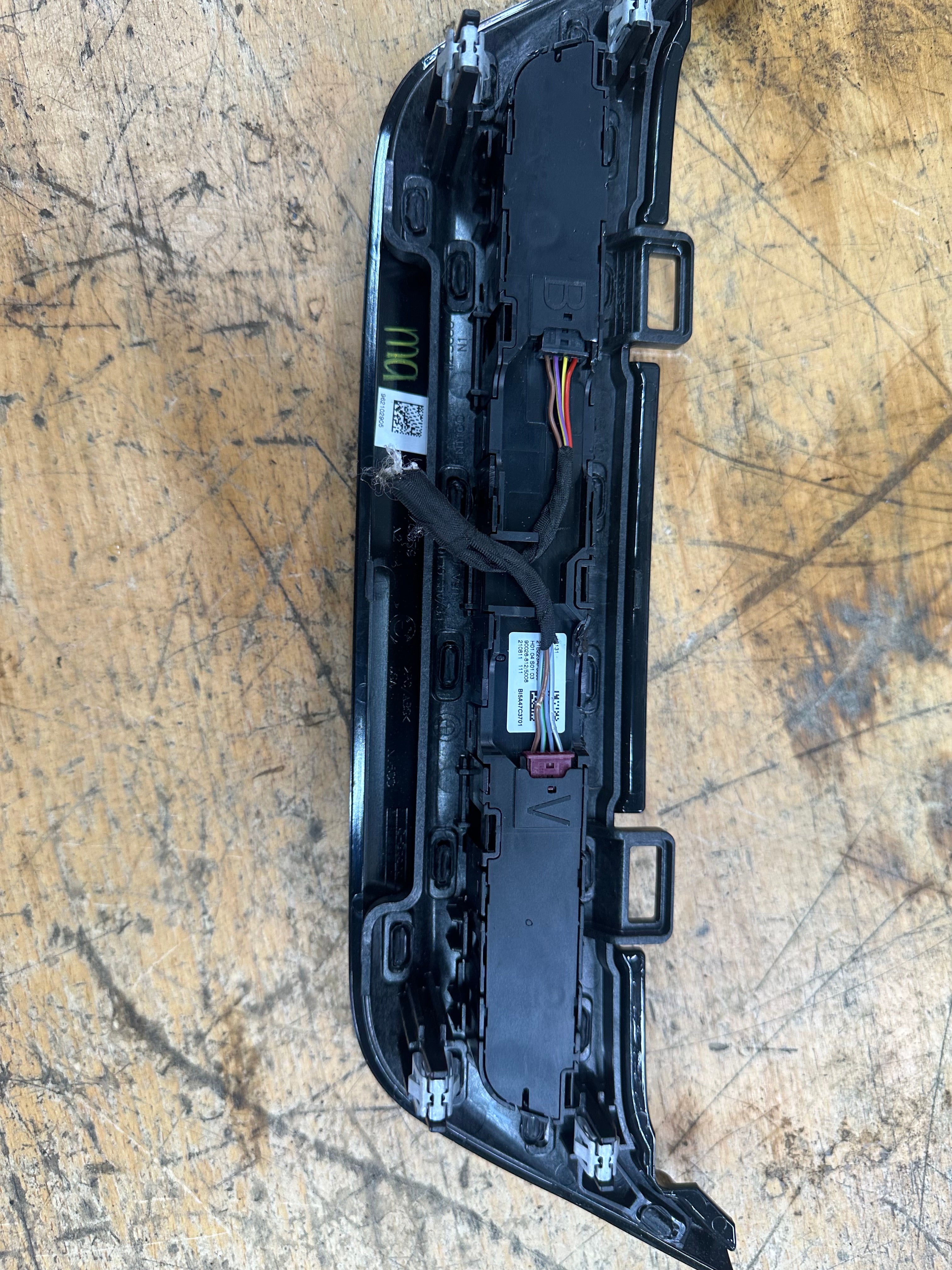 BMW X3M / X4 G01 G02 Radio Control Switch Panel (5A47C37)