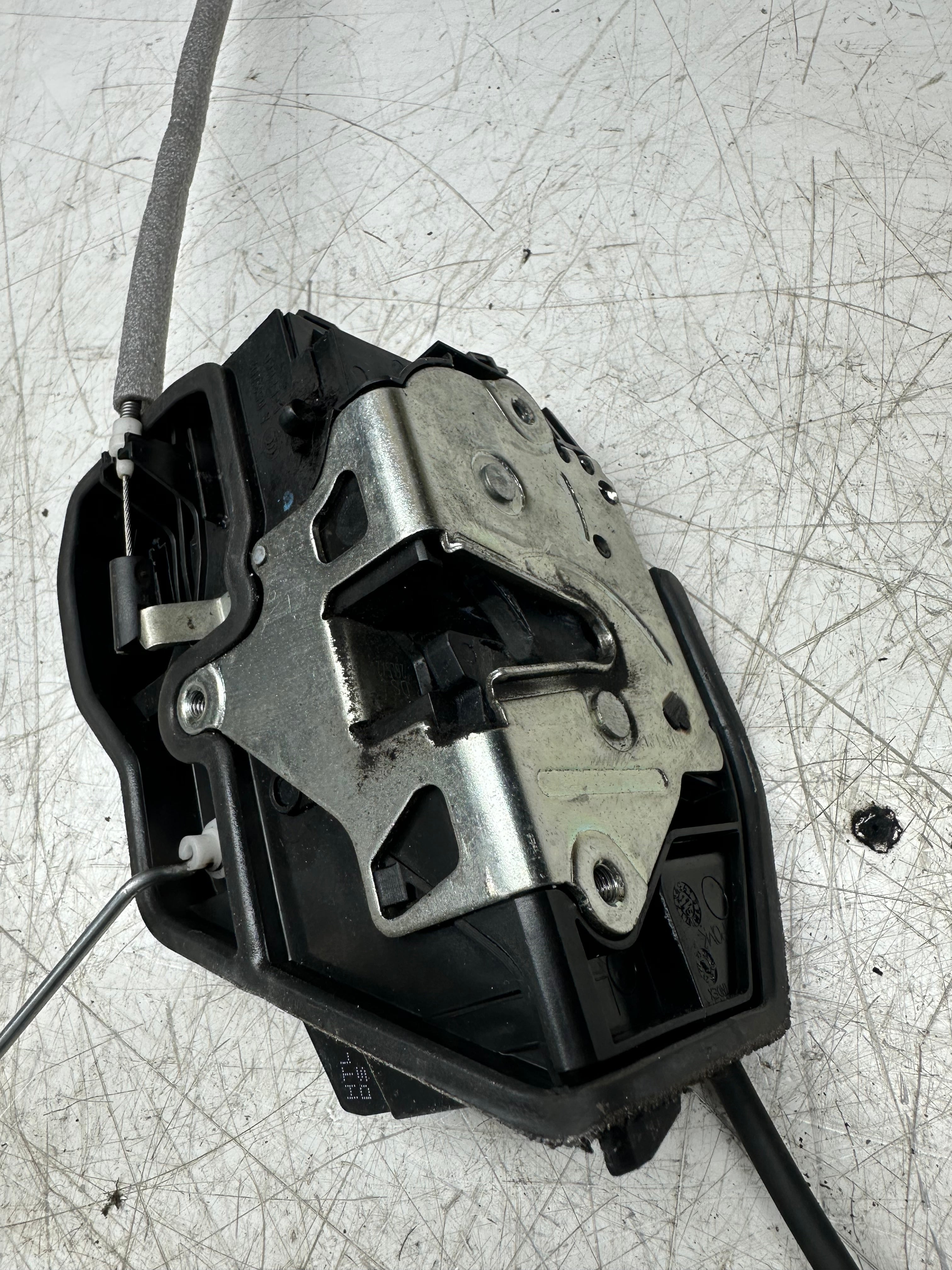 BMW F20 / F30 / F31 Door Lock Actuator – Left Side (7202148)