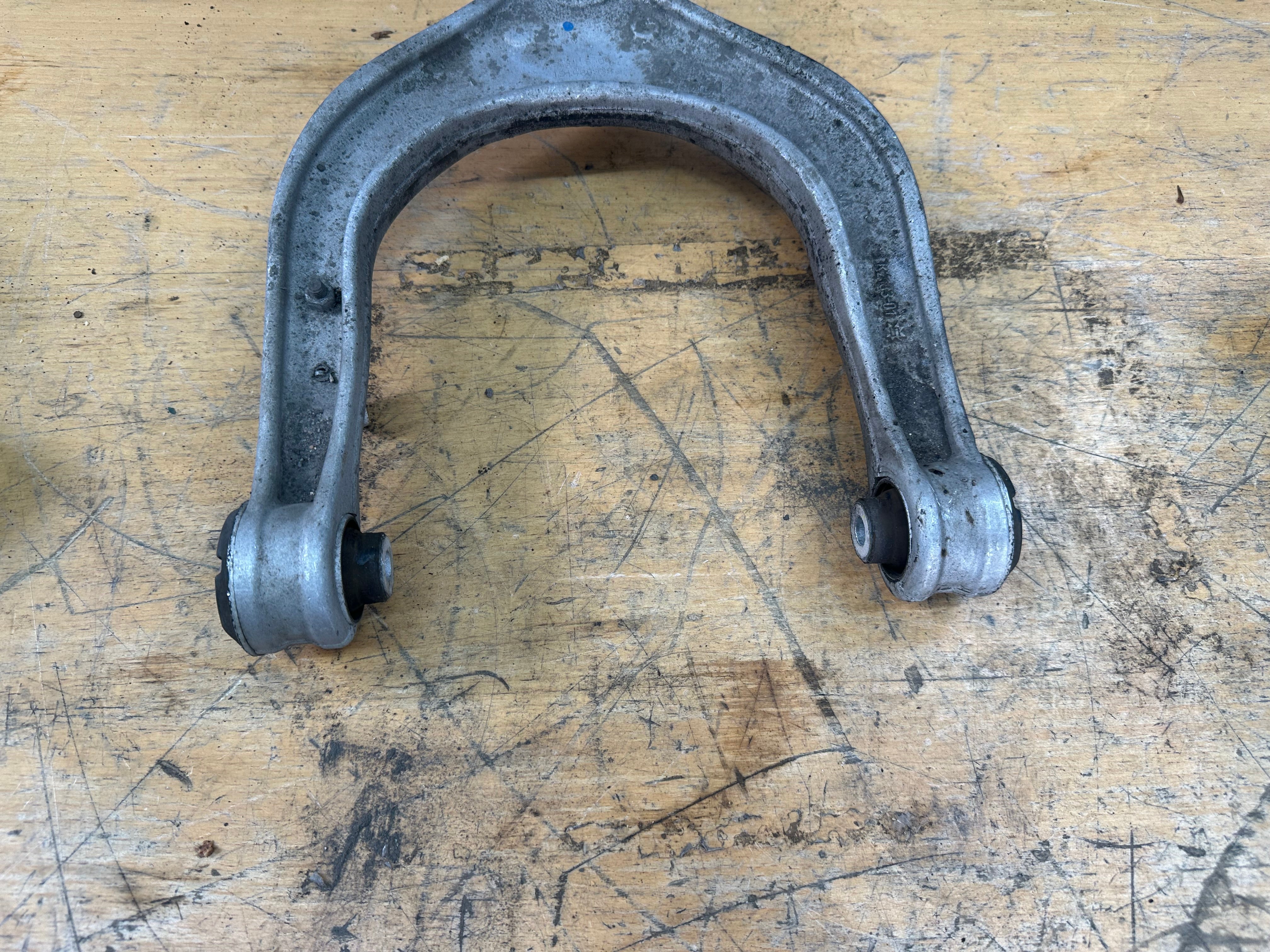 BMW X5 G05 2019 Front Left Passenger Upper Control Arm (6883115) (191480838)