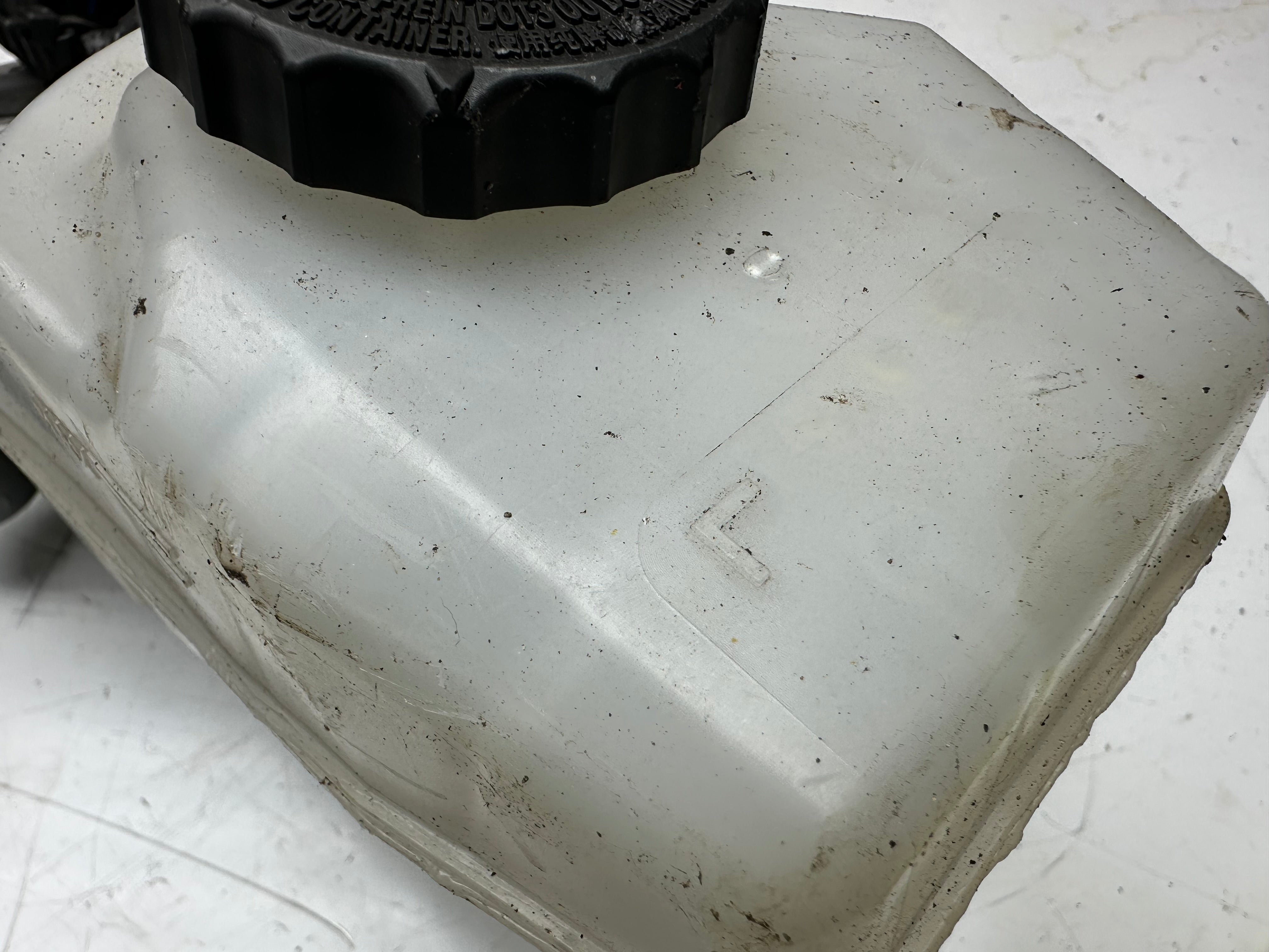 Toyota C-HR ABS Pump Brake Master Cylinder 1.8 Hybrid (47270-47040) (47210-10280)