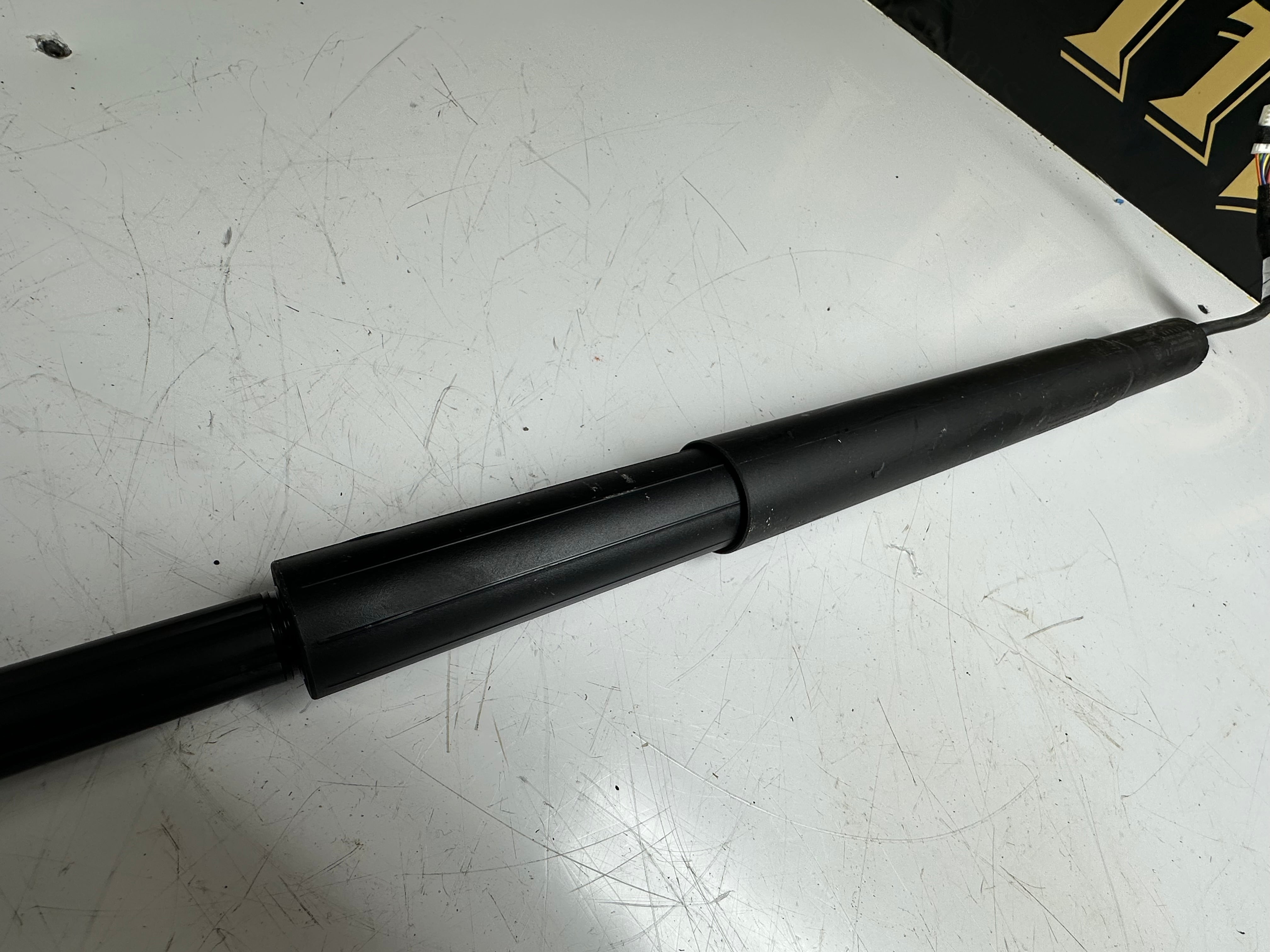 BMW 3 Series G20 G21 G28 R/L Tailgate Gas Strut (7453413-10) (C86009-106)