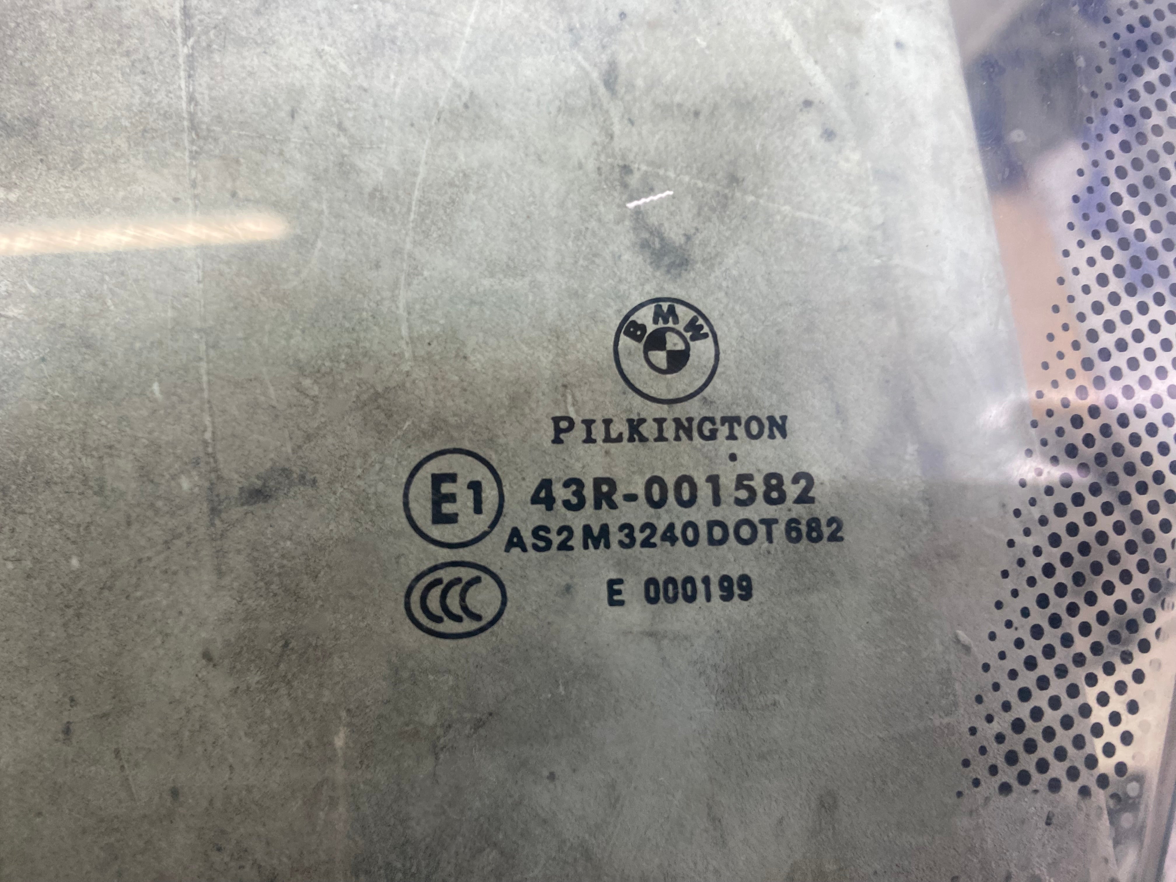 BMW 1 Series E81 Front Passenger Side Window Glass 2006–2012