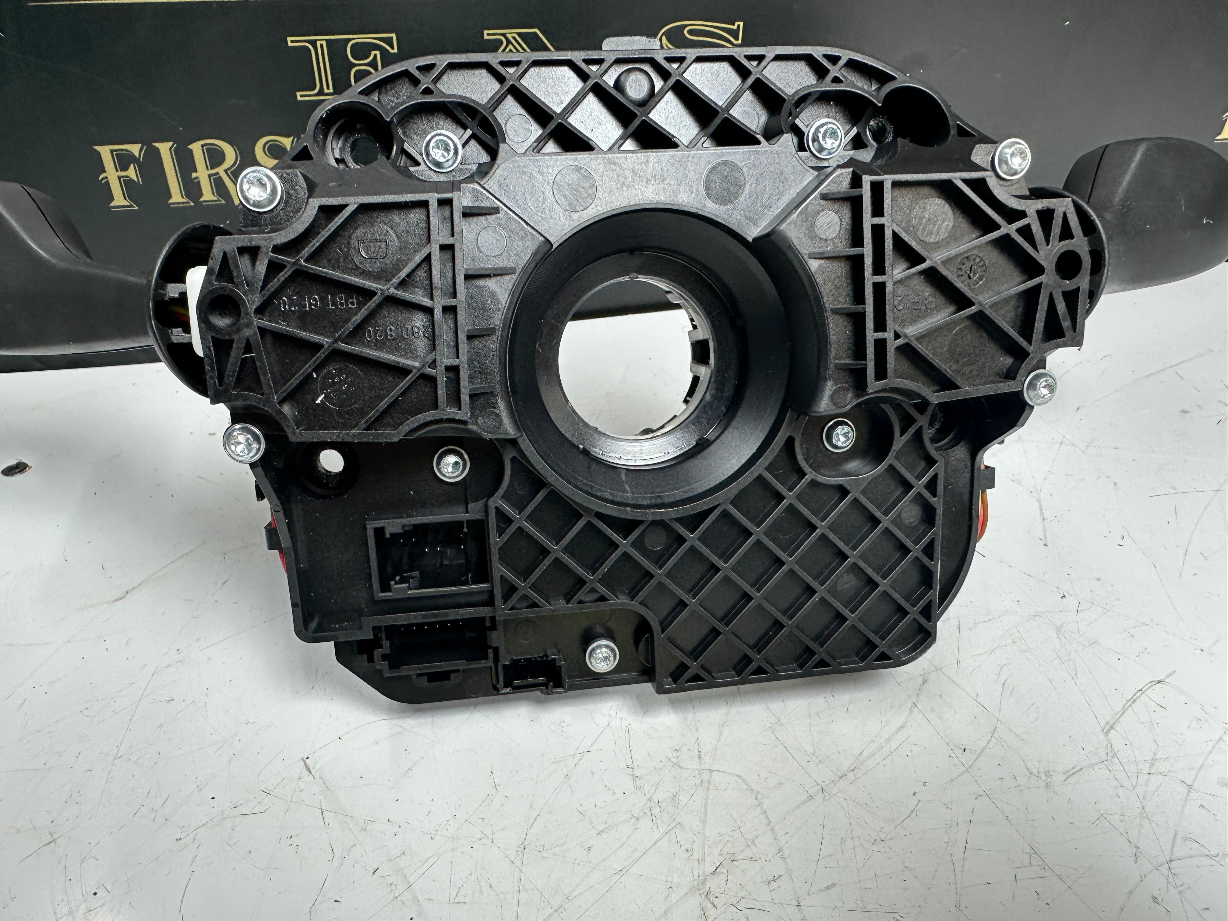 BMW F10 F12 Switch Cluster Steering Column Wiper Stalk (6131 9297778)