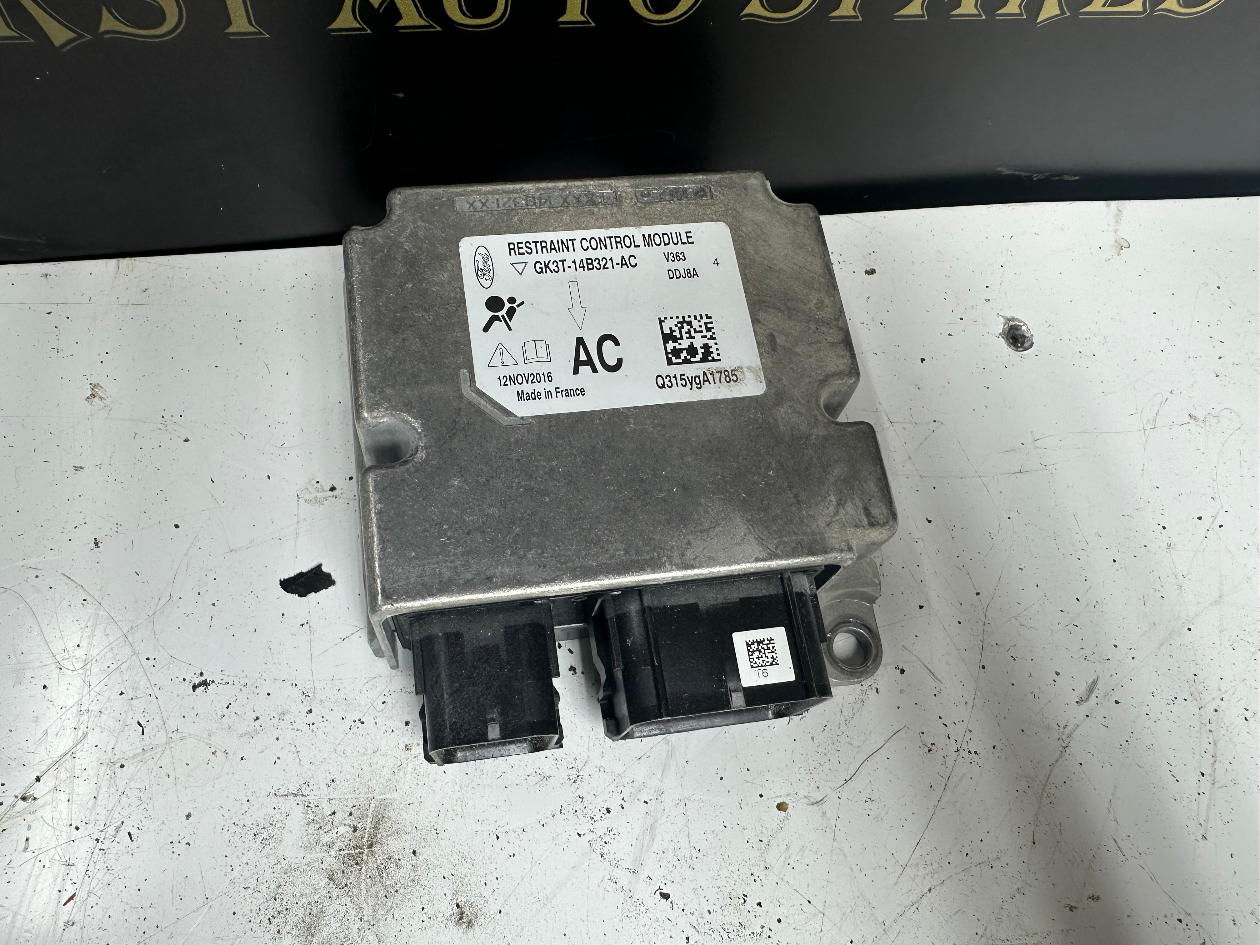 Ford Transit Restraint / Airbag Control Module (GK3T-14B321-AC) (CU5T-14F262-JA)