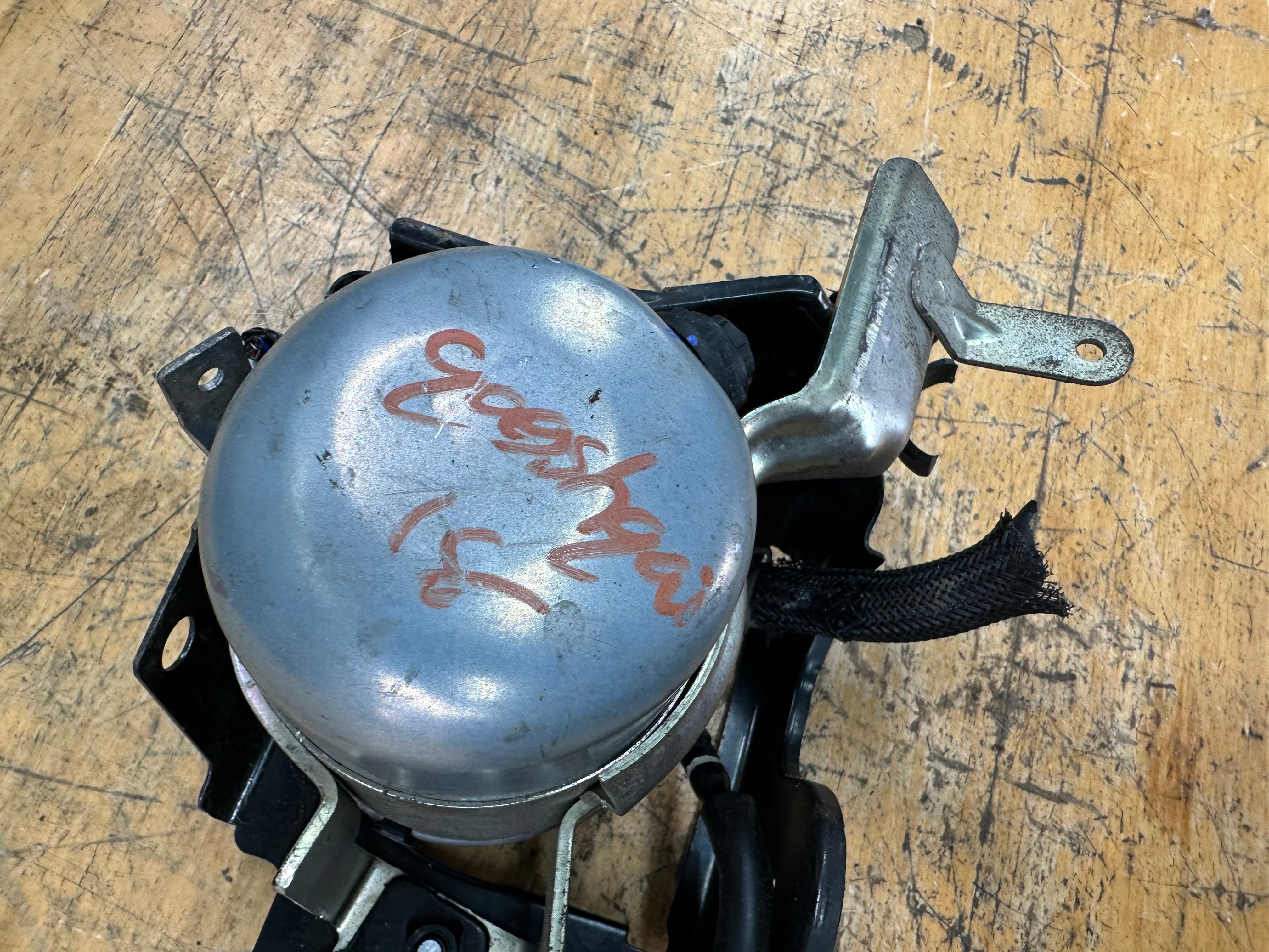 Renault Kadjar / Nissan Qashqai 2018 Diesel Fuel Filter and Housing (16400-4EA1B)