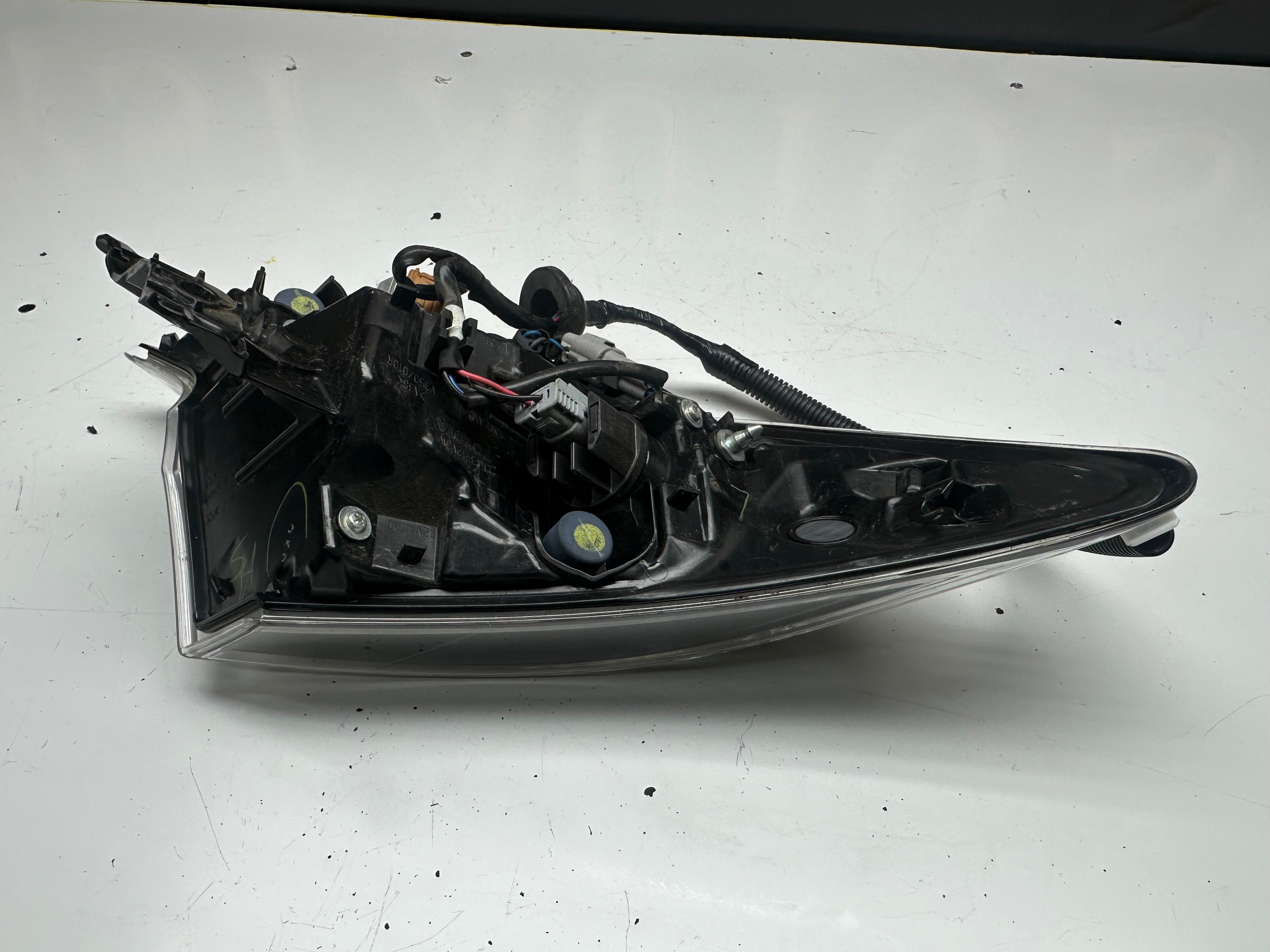 Toyota Corolla 2018-2021 Hatchback Outer Right Rear Tail Light V350/010R