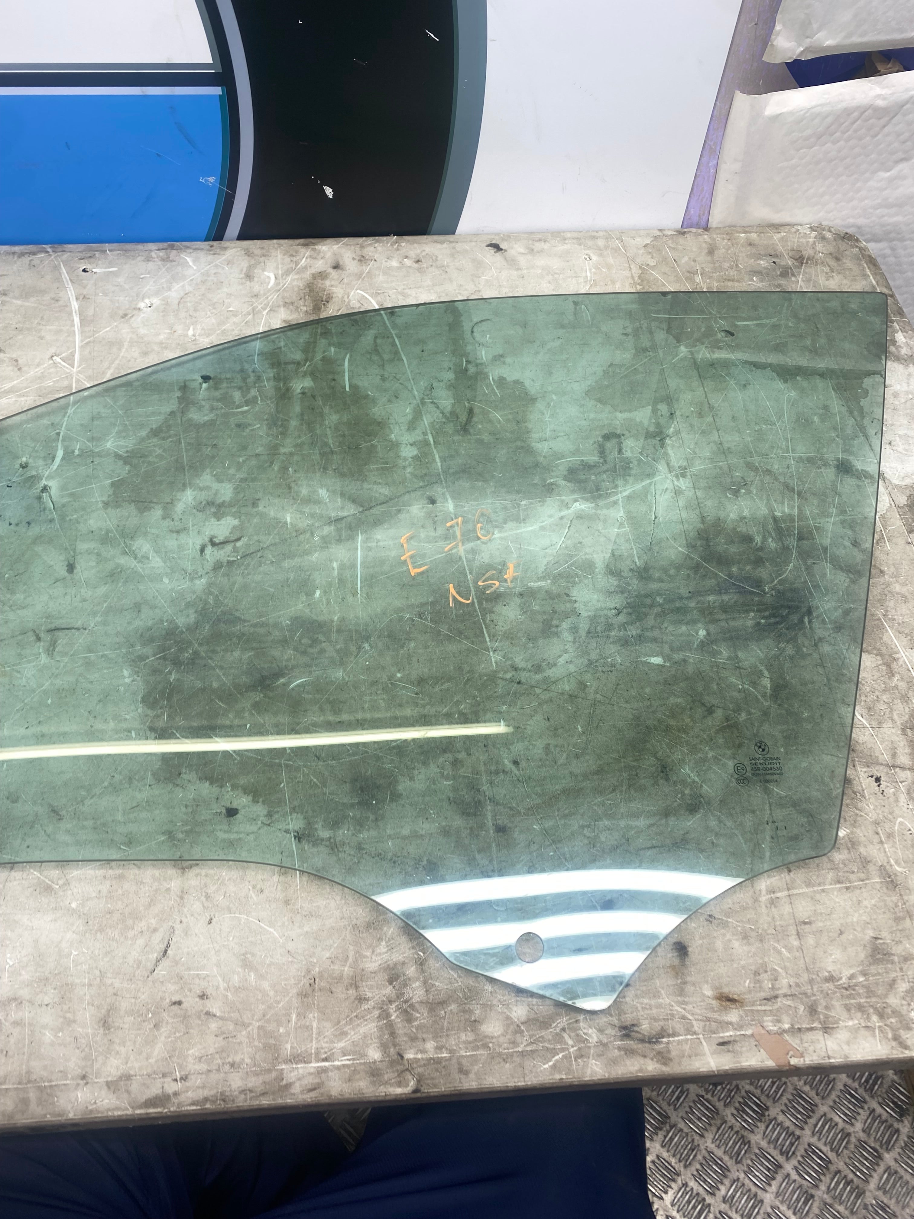 BMW X5 E70 Front Passenger Side Window Glass 2007–2013