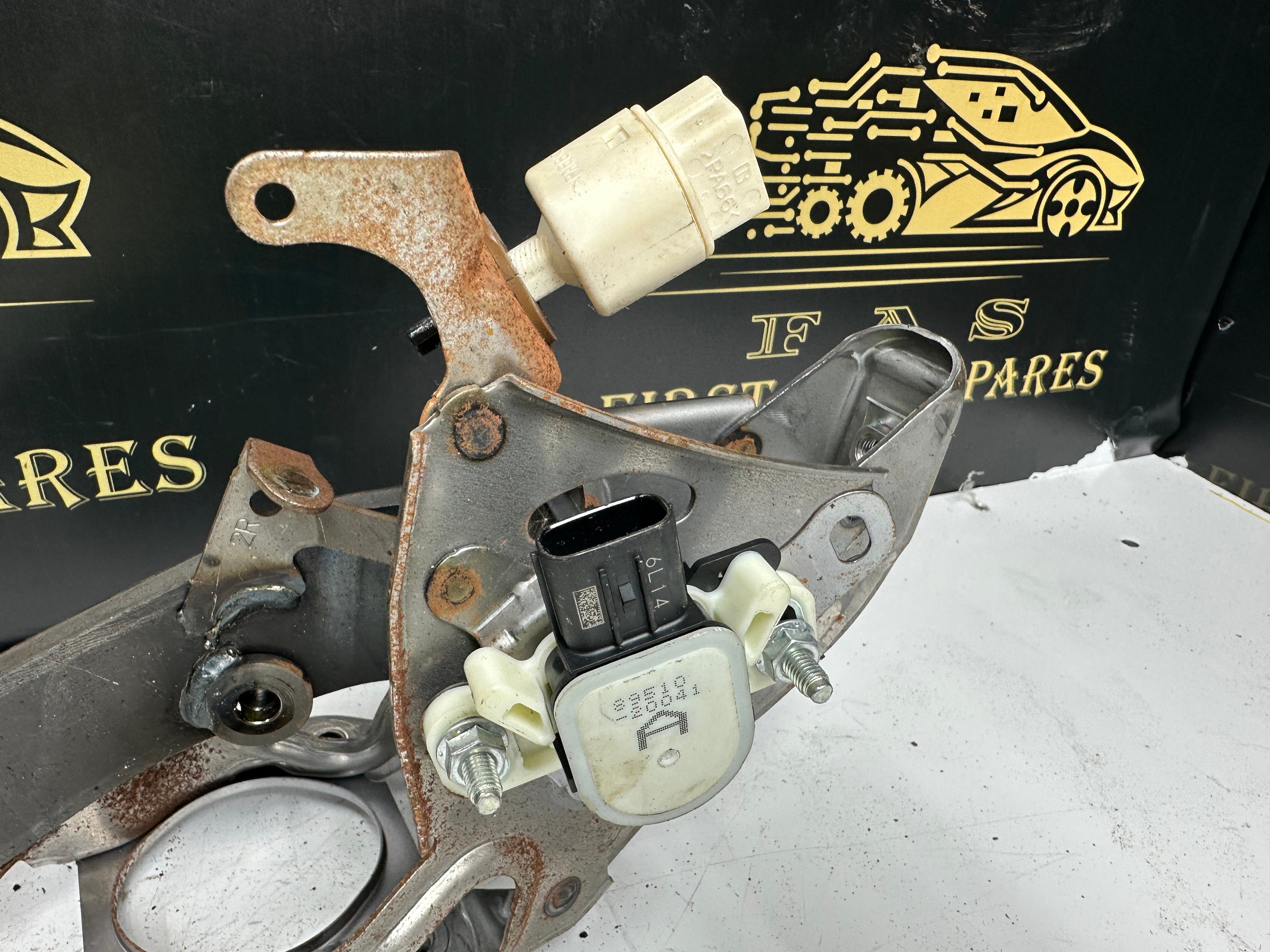 Toyota Prius Plus 2012-2017 Hatchback Brake Pedal and Sensor (89510-20041)