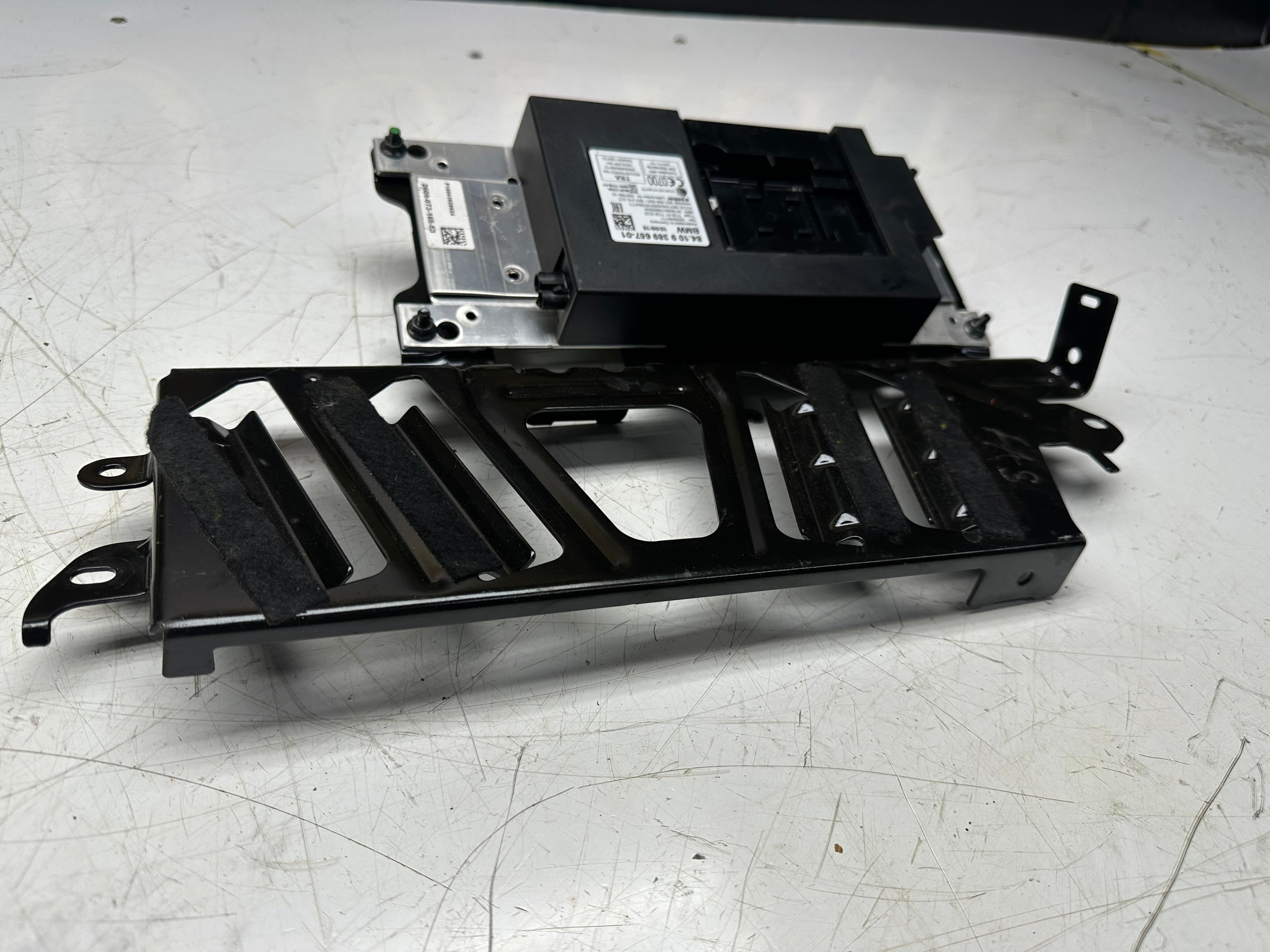 BMW 2015 Telematics - Telephone Control Module (9389657-01) (84.10 9389657-01)