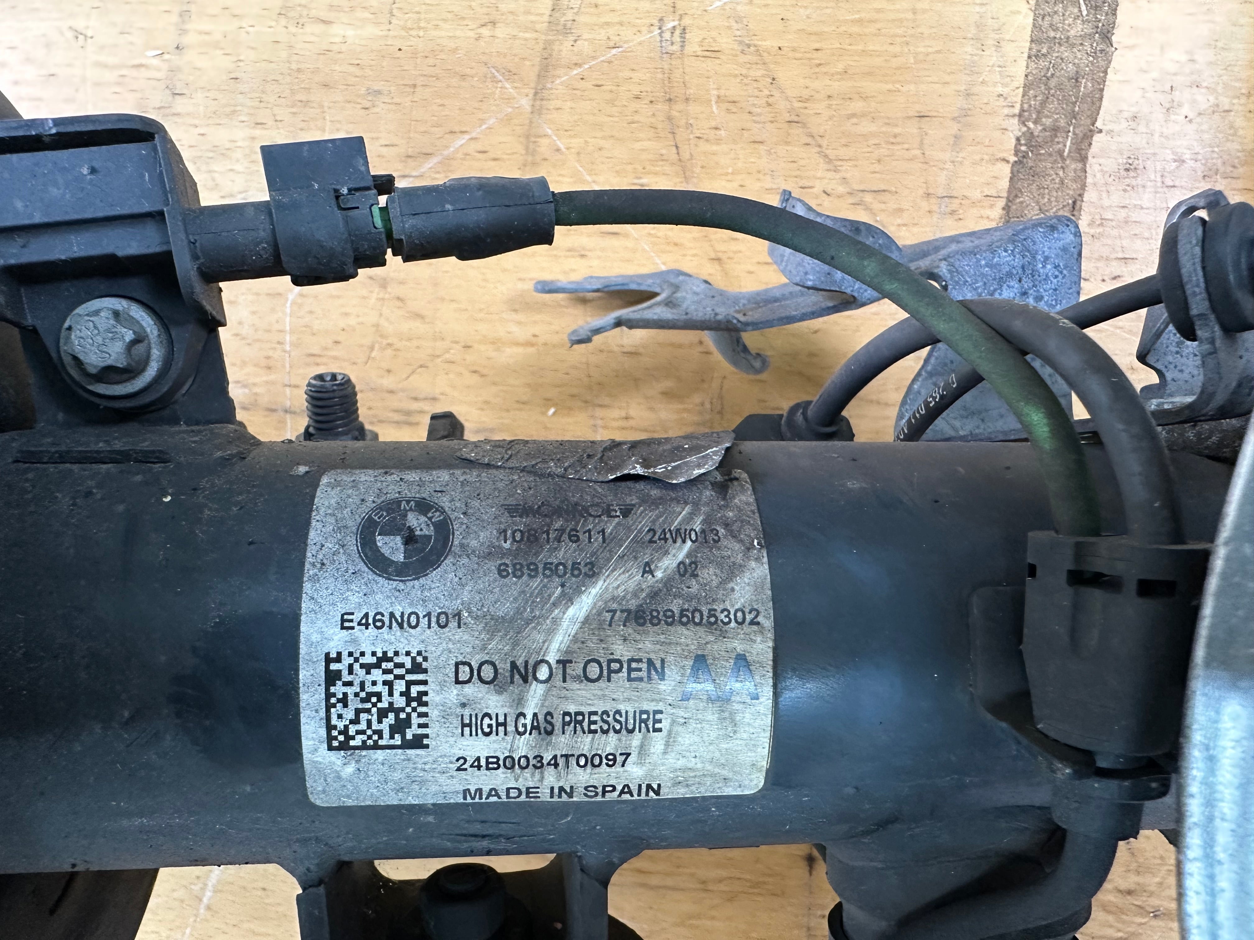 BMW 3 2019–24 Left Side Front Suspension Leg Complete M Sport (6891169 / 10817611)