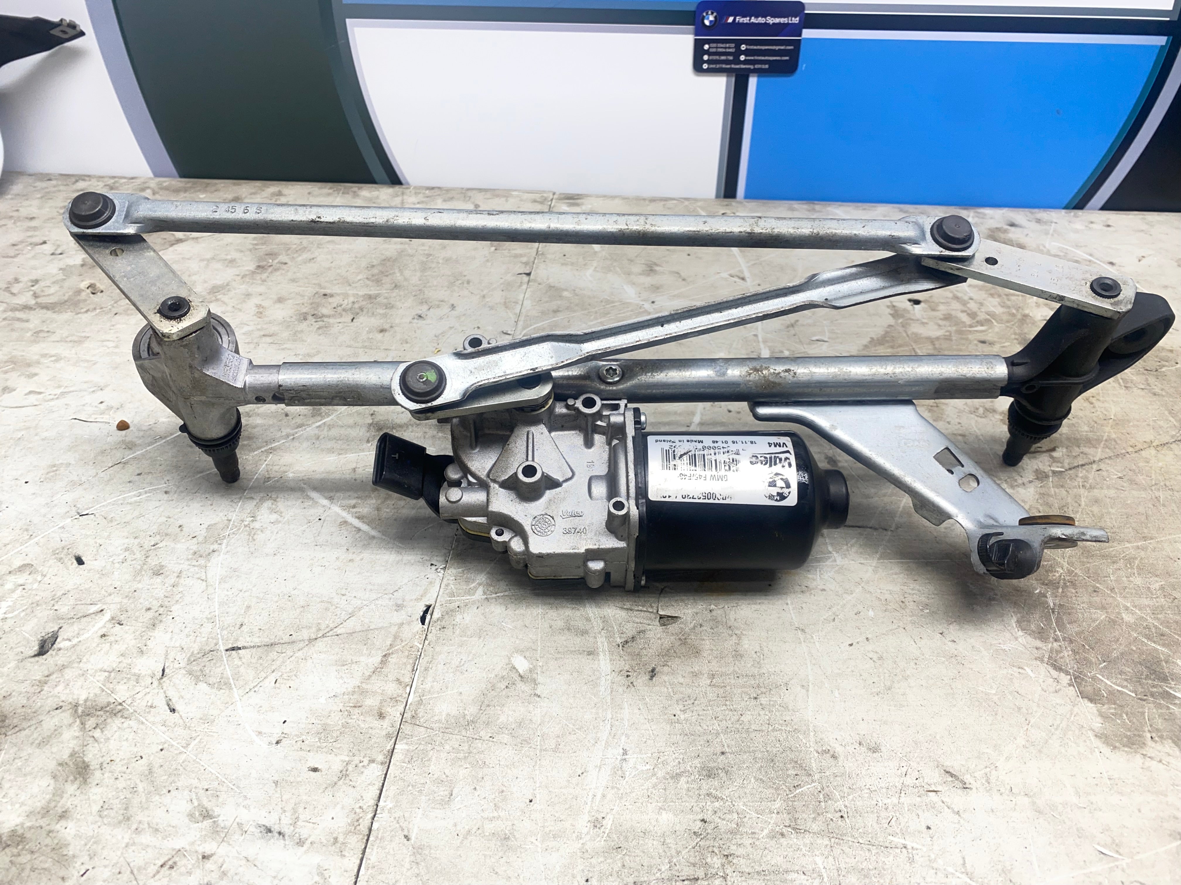 BMW 2 Series F45/F46 Front Wiper Motor & Linkage Mechanism – 2014–2022