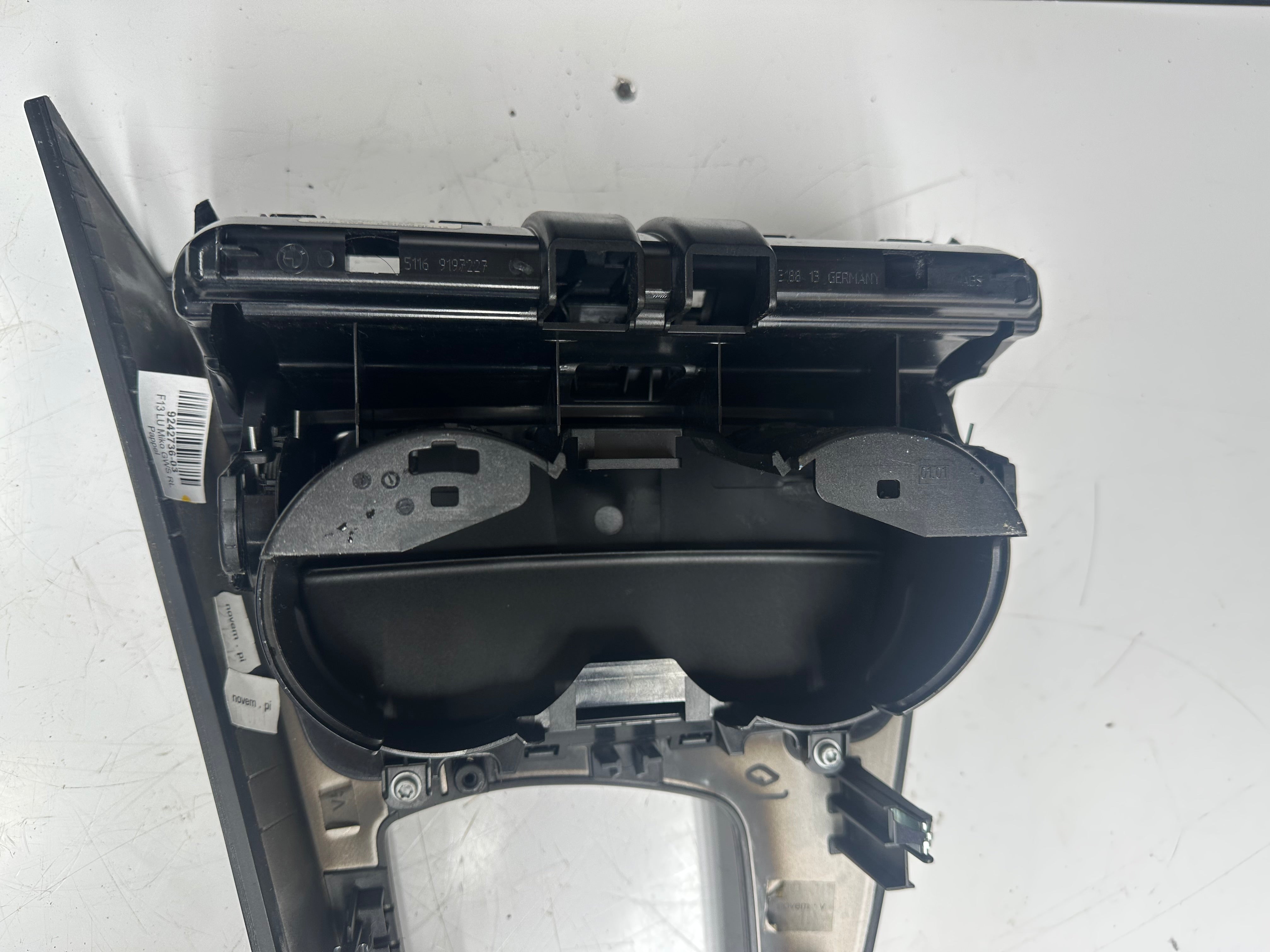 BMW 6 Series F12 Cup Holder & Facia (9197227) (B0701277) (6131 9202951/02)