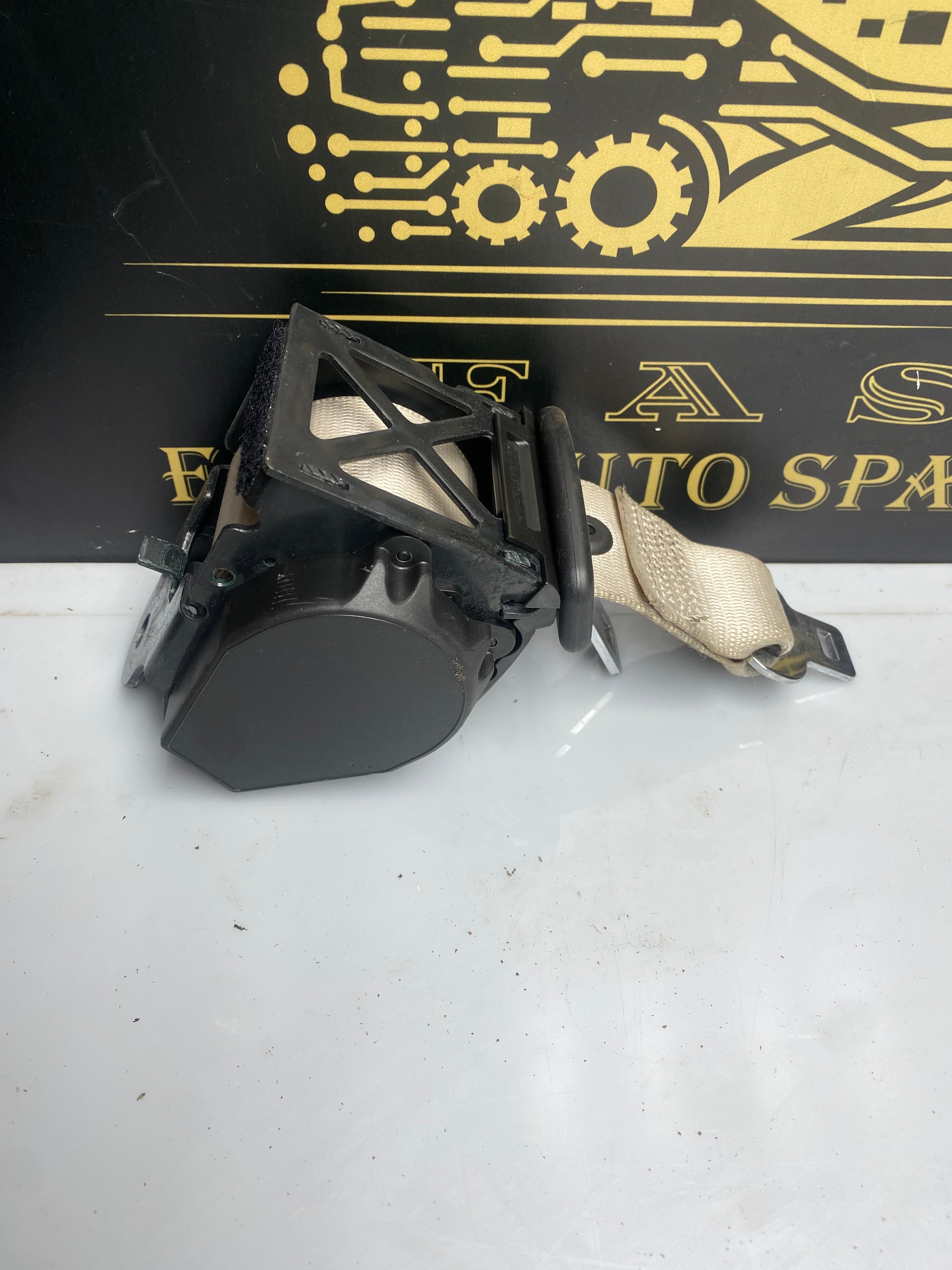 BMW 3 Series F30 Rear Centre Upper Seat Belt Oyster 2012–2019 (S5731021505)