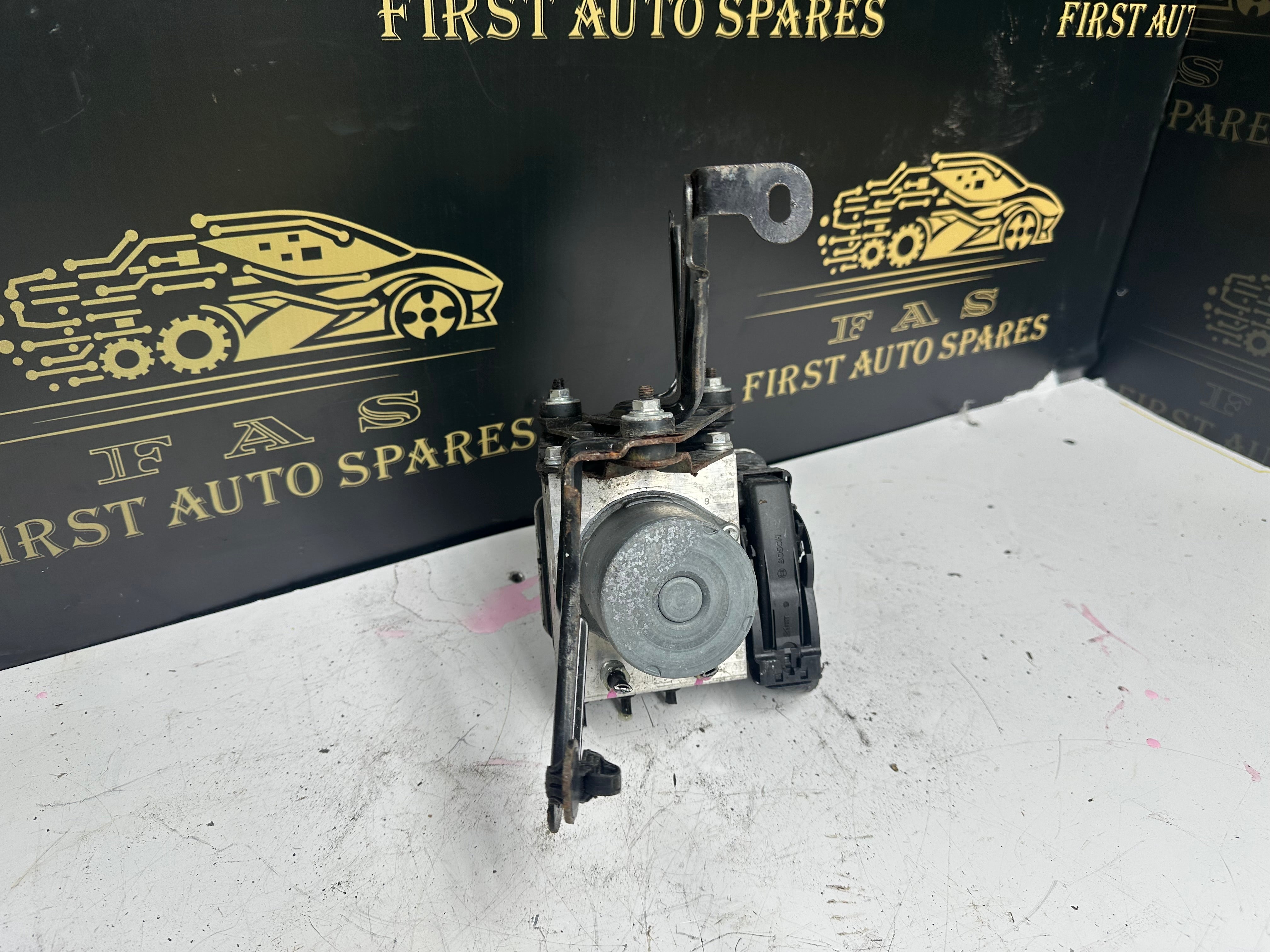 Toyota Yaris P21 2021 1.5 Hybrid ABS Pump (44540-K0151) (3330A20009) (0265957020)