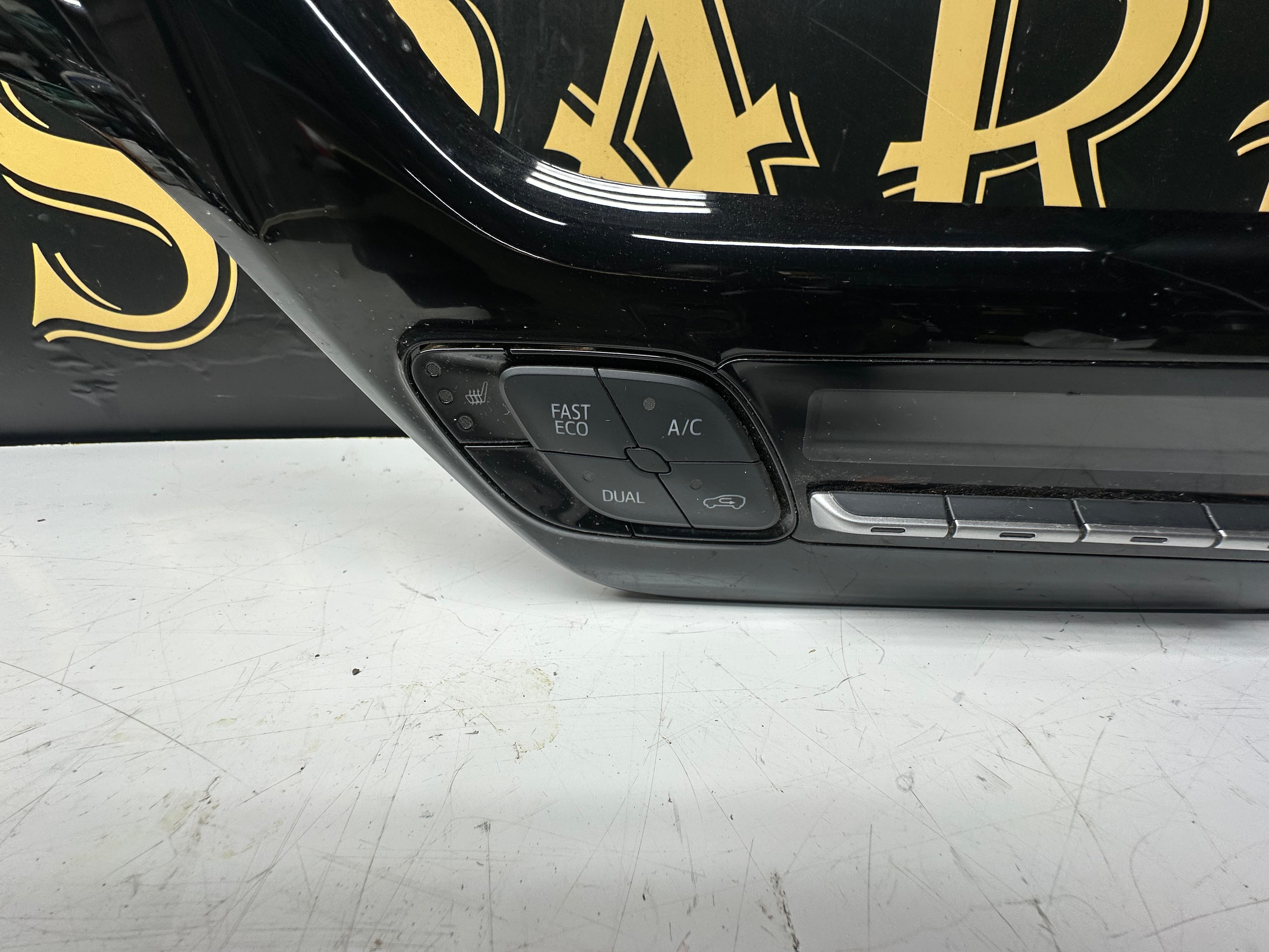 Toyota C-HR 2016-23 AC Heater Switch Climate Control Panel (55900-F4180)