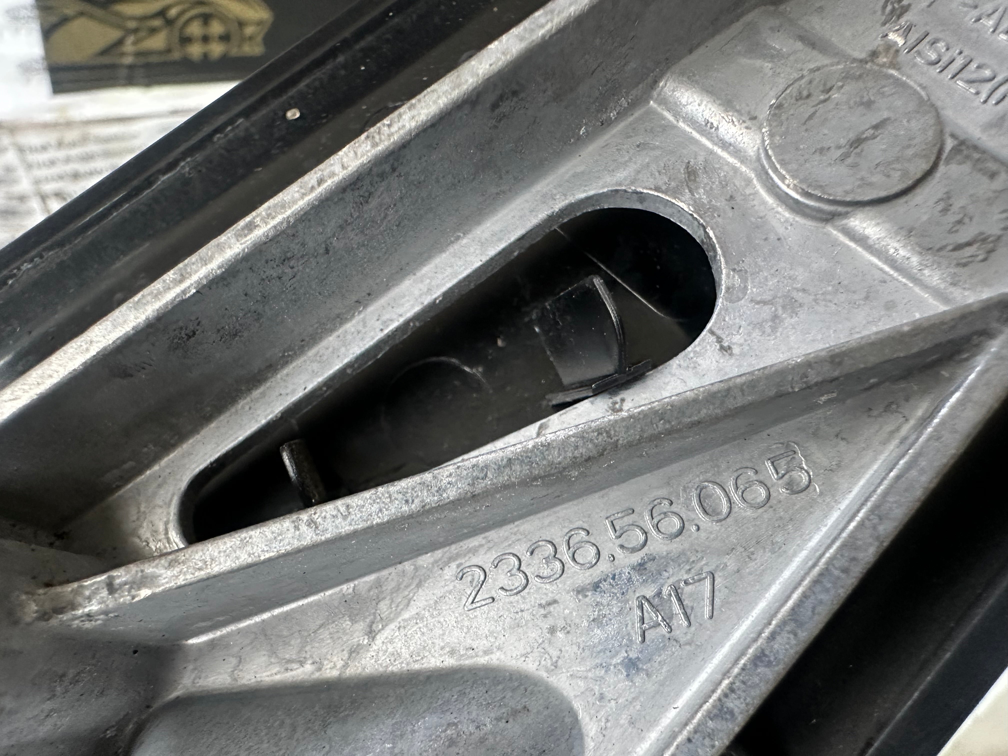 BMW 2 Series F46 2014–2021 Left Side Wing Mirror 5-Pin Plug C10 (233656065)
