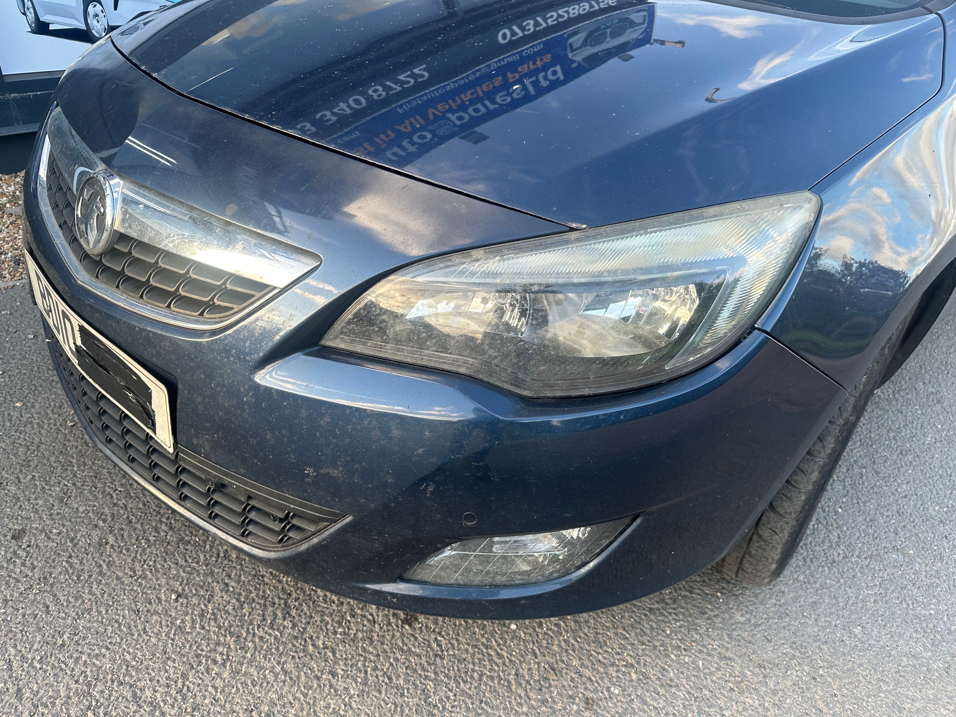 Vauxhall Astra SRi CDTi 2010 For Parts or Full Vehicle Sale (Price For A Wheel Nut Only)