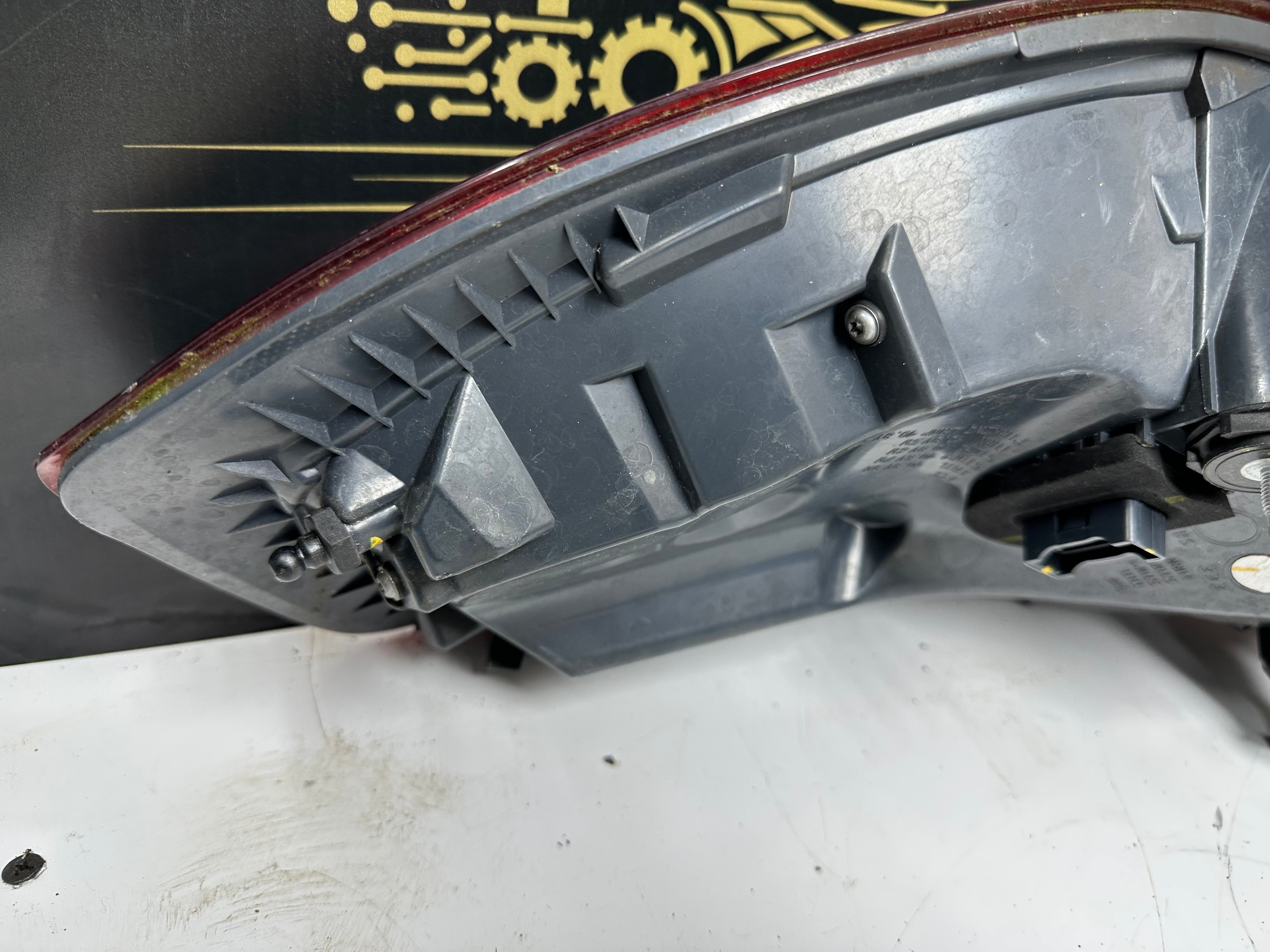 BMW 6 Series F12 2013-2019 Left Rear Tail Light (89505159) (63.21-7210575-08)