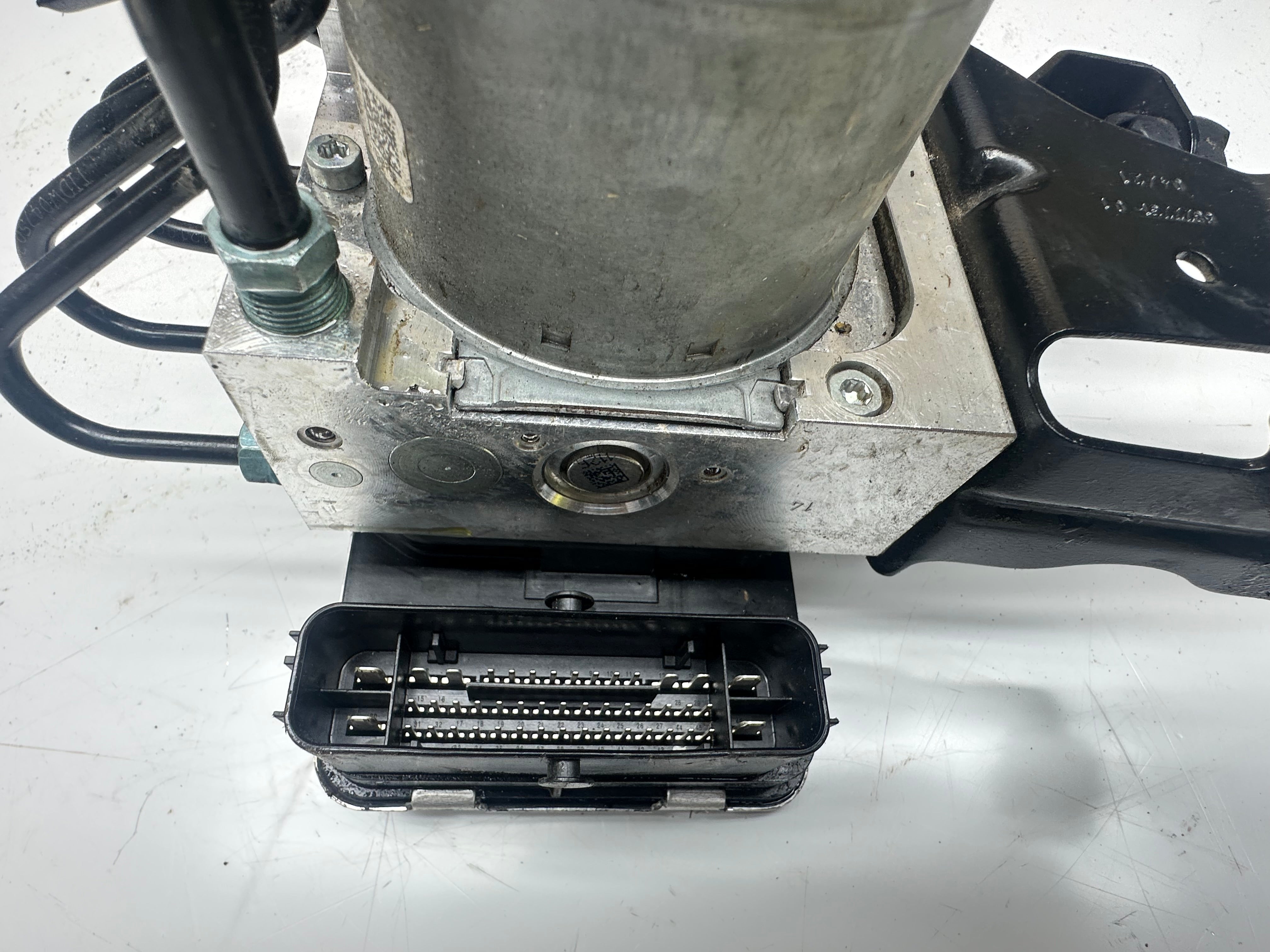 BMW 3 Series G20 G21 ABS Pump (5A2D756-01) (10.0919-599.3) (10.0633-3050.1) (28.5161-9263.3)