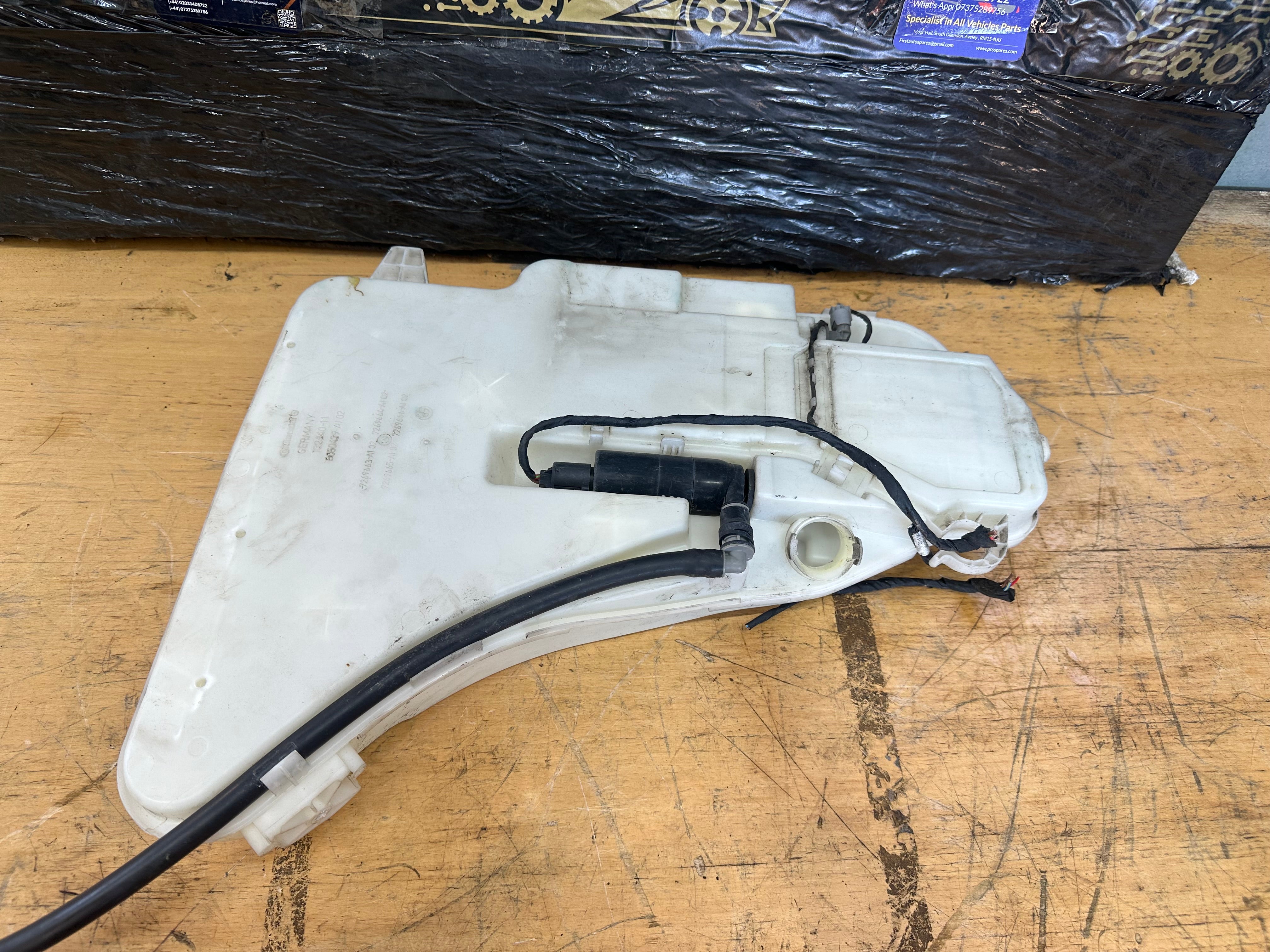 BMW 5 Series 520d 2010–2014 Washer Bottle & Motor (132640-11)