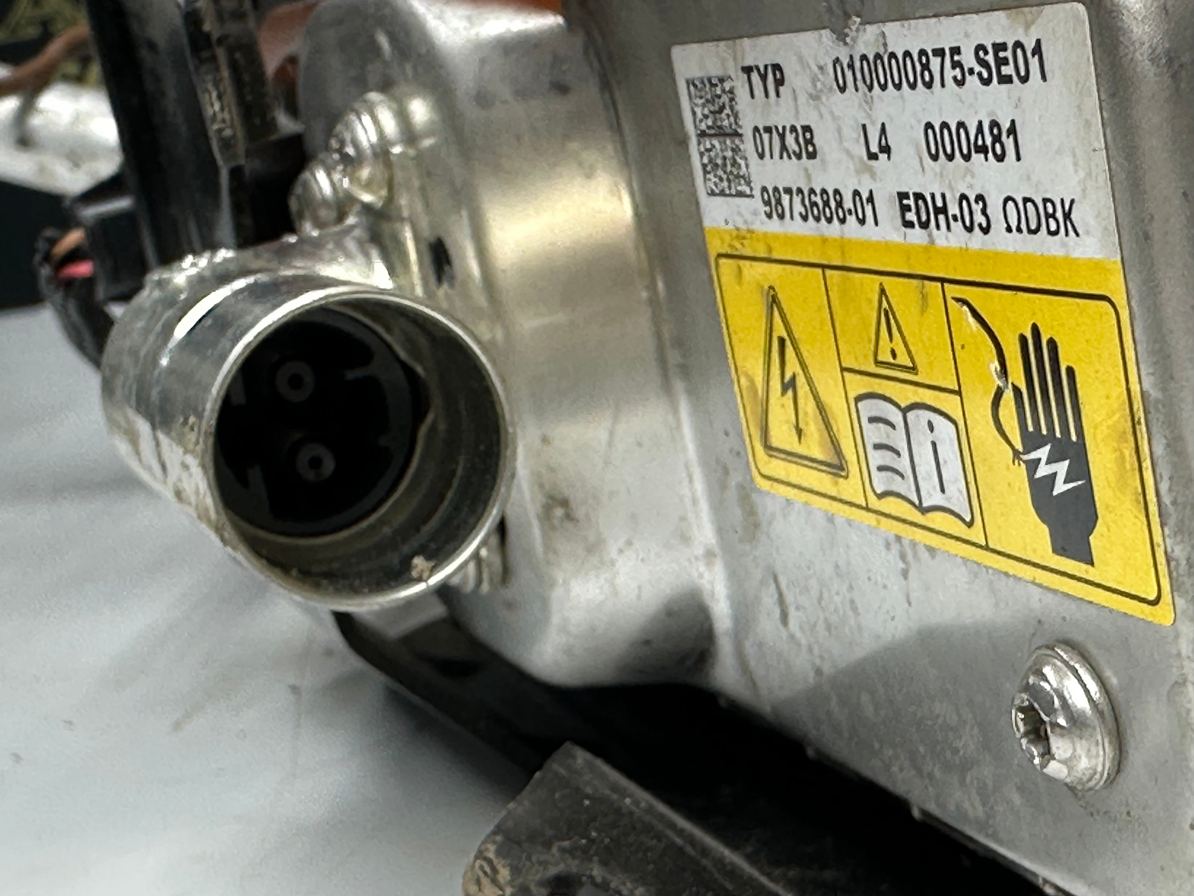 BMW 3 Series G20 G21 Hybrid Battery Auxiliary Heater Coolant (9873688-01)