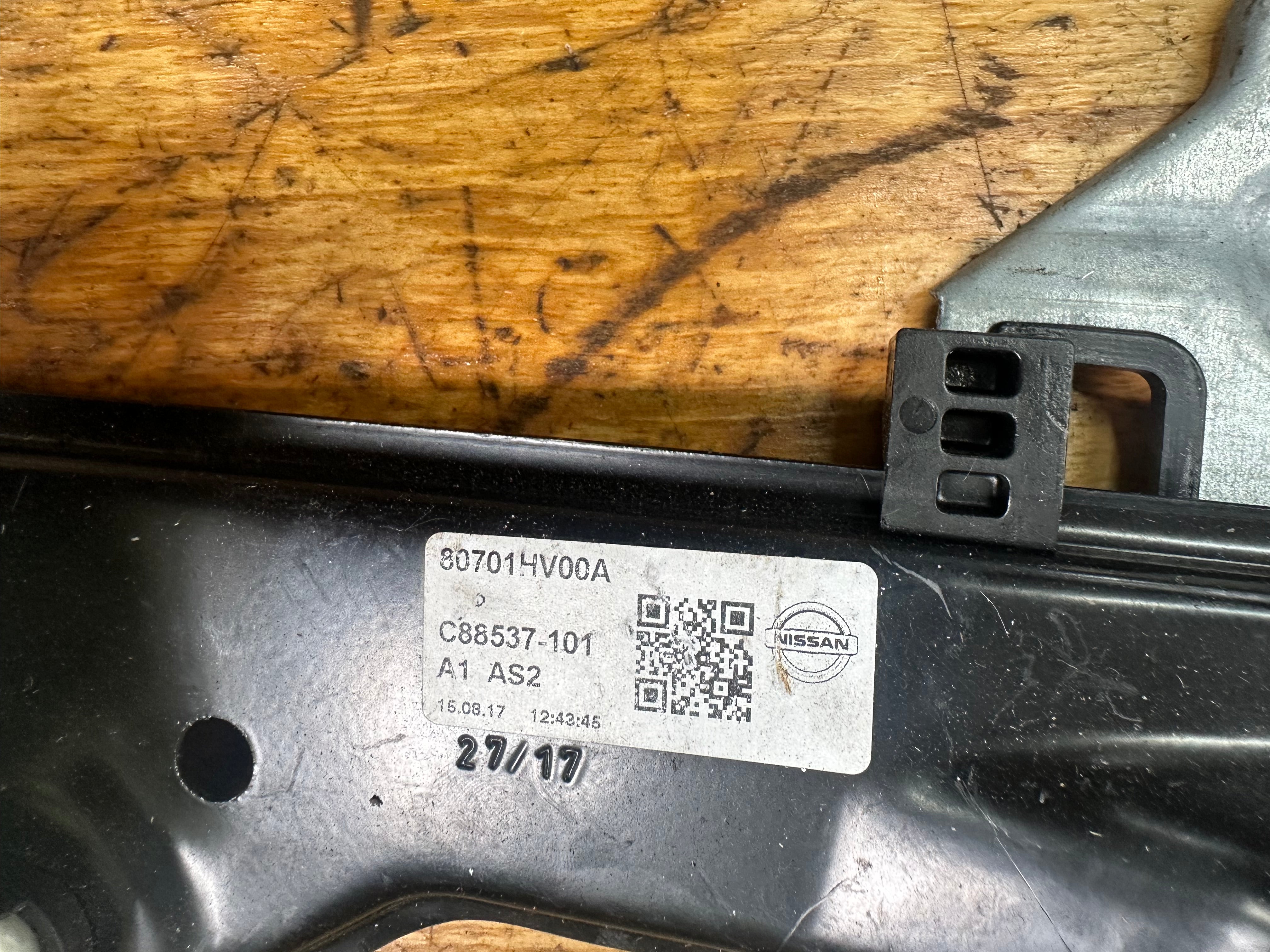 Nissan Qashqai J11 2018 Front Left N/S/F Window Regulator (80701 HV00A) (C82896-101)