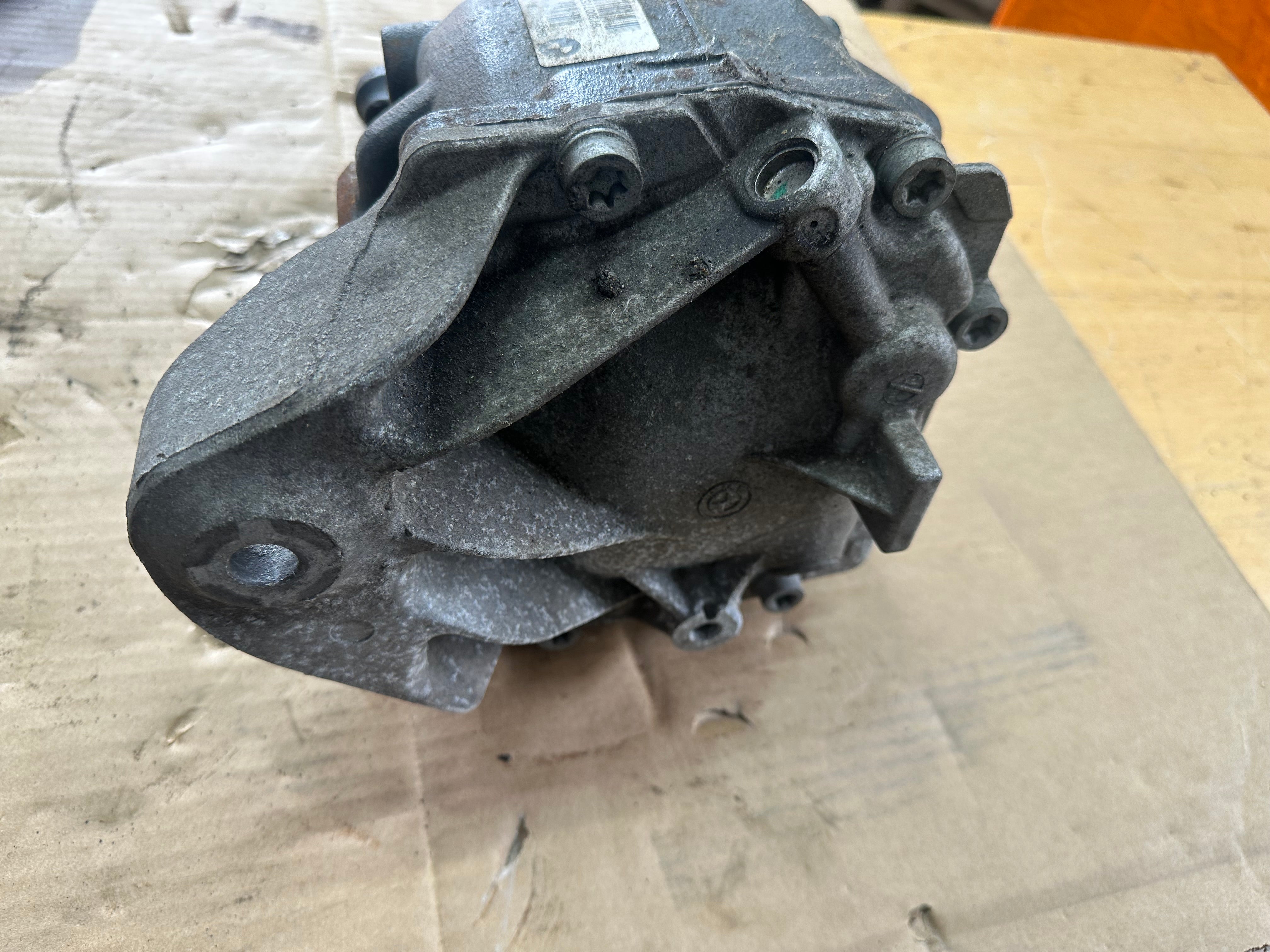 BMW 3 Series Rear Diff Differential 2.81 Ratio (8485723-03)