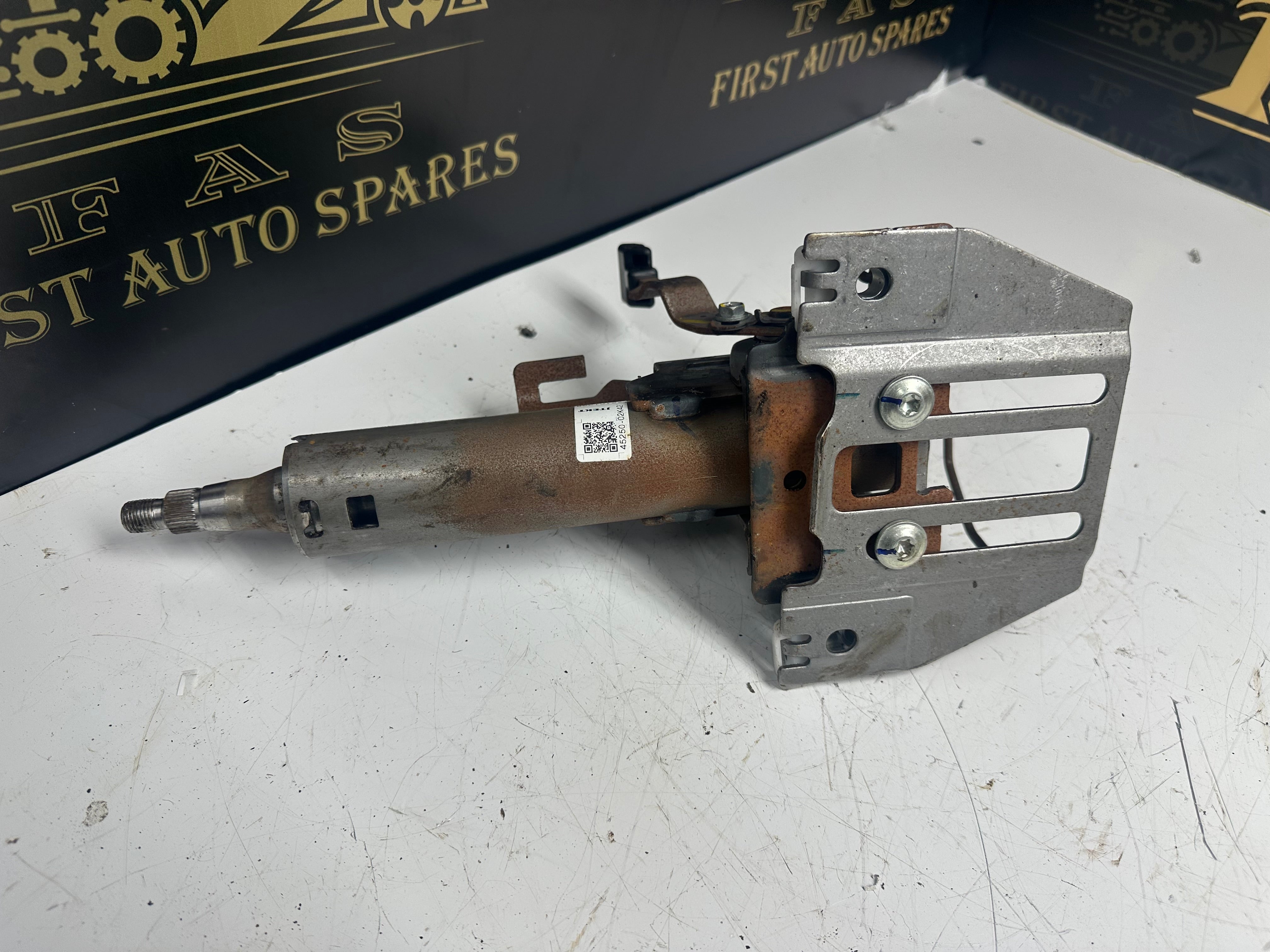 Toyota Auris Steering Column Joint (45250-02K42)