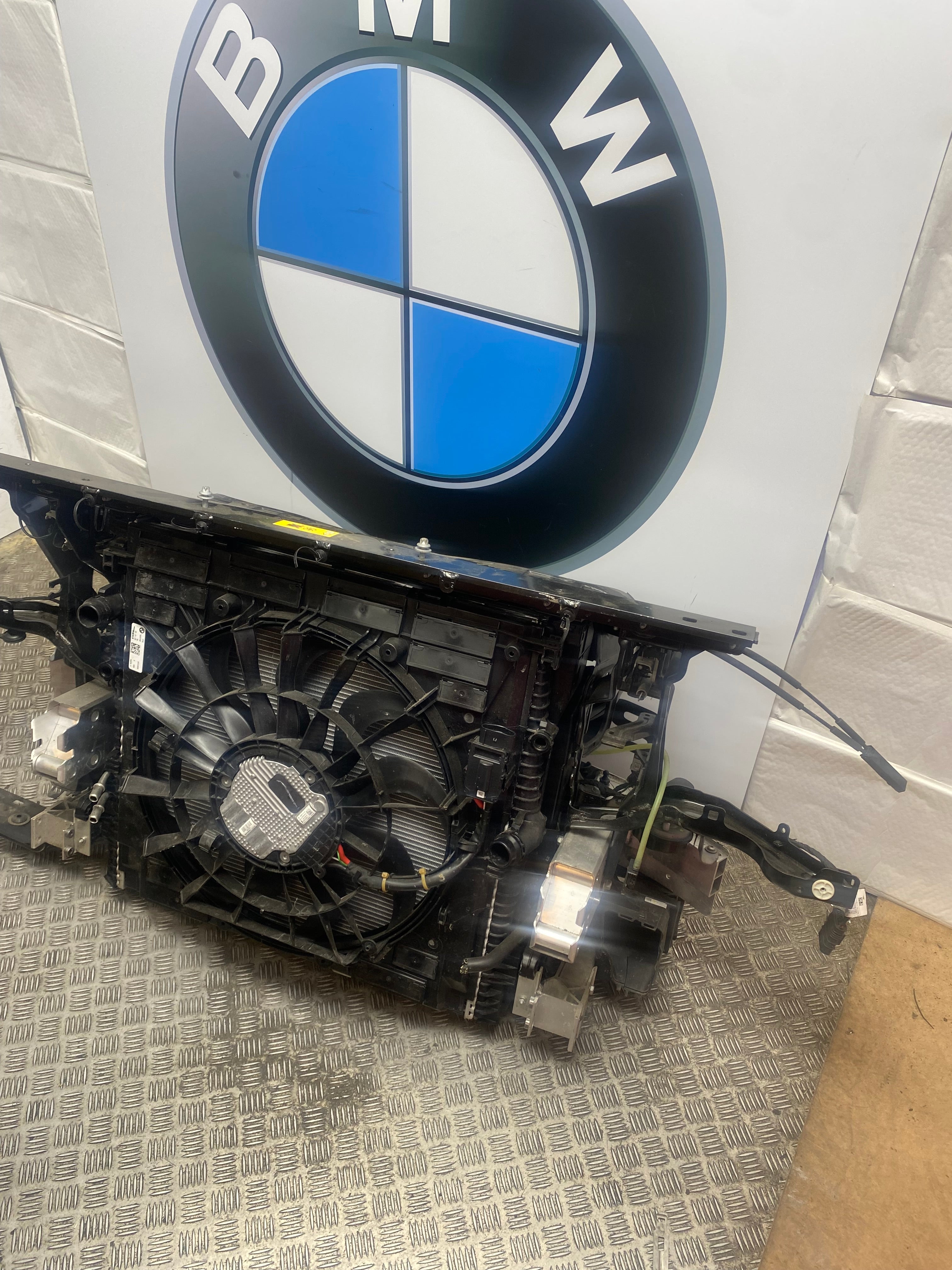 BMW X5 G05 / X6 G06 Front Slam Panel Complete – 2018–Present