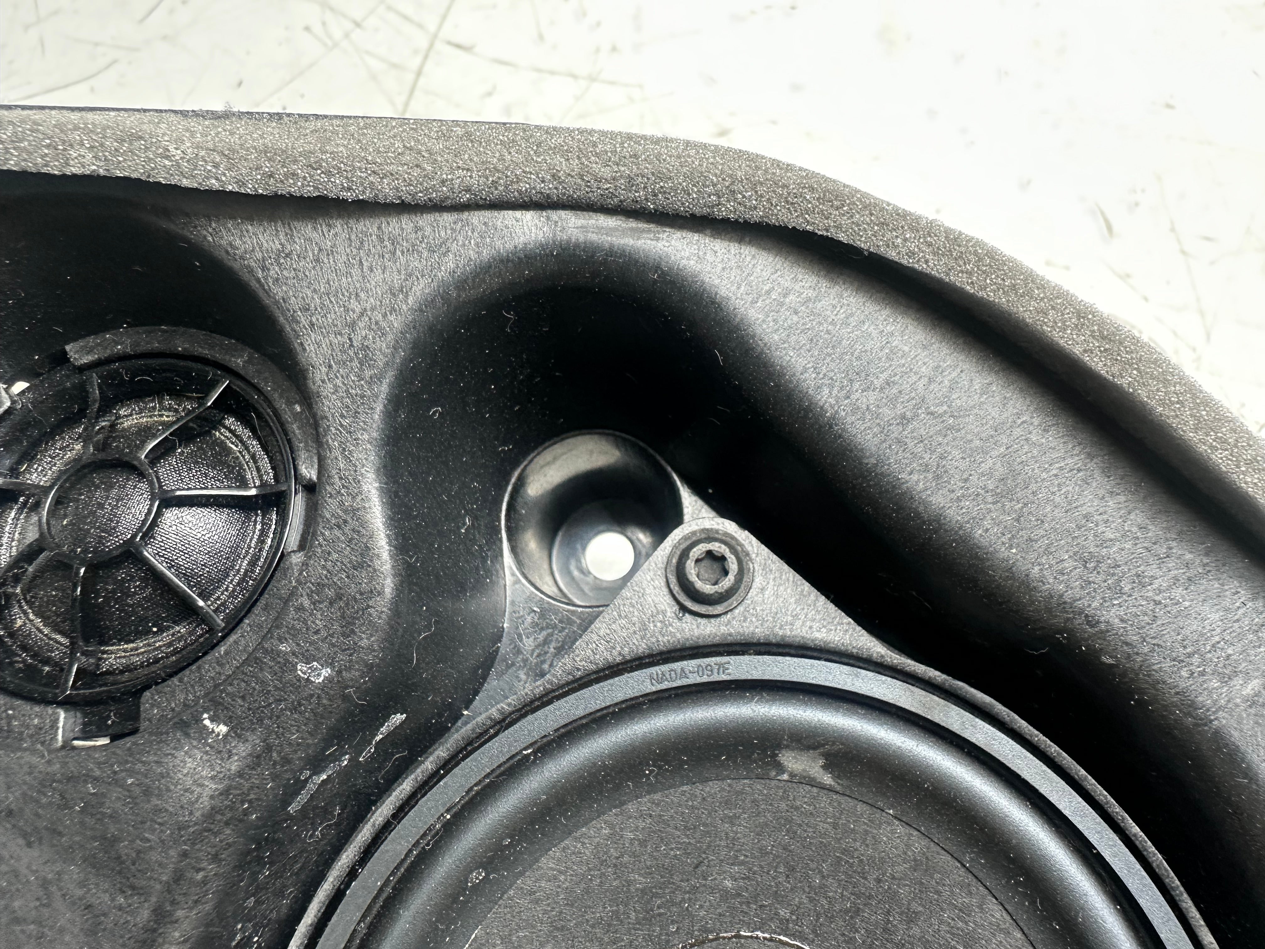 BMW X3 G01 F97 Rear Right Door Speaker (9837732-01)