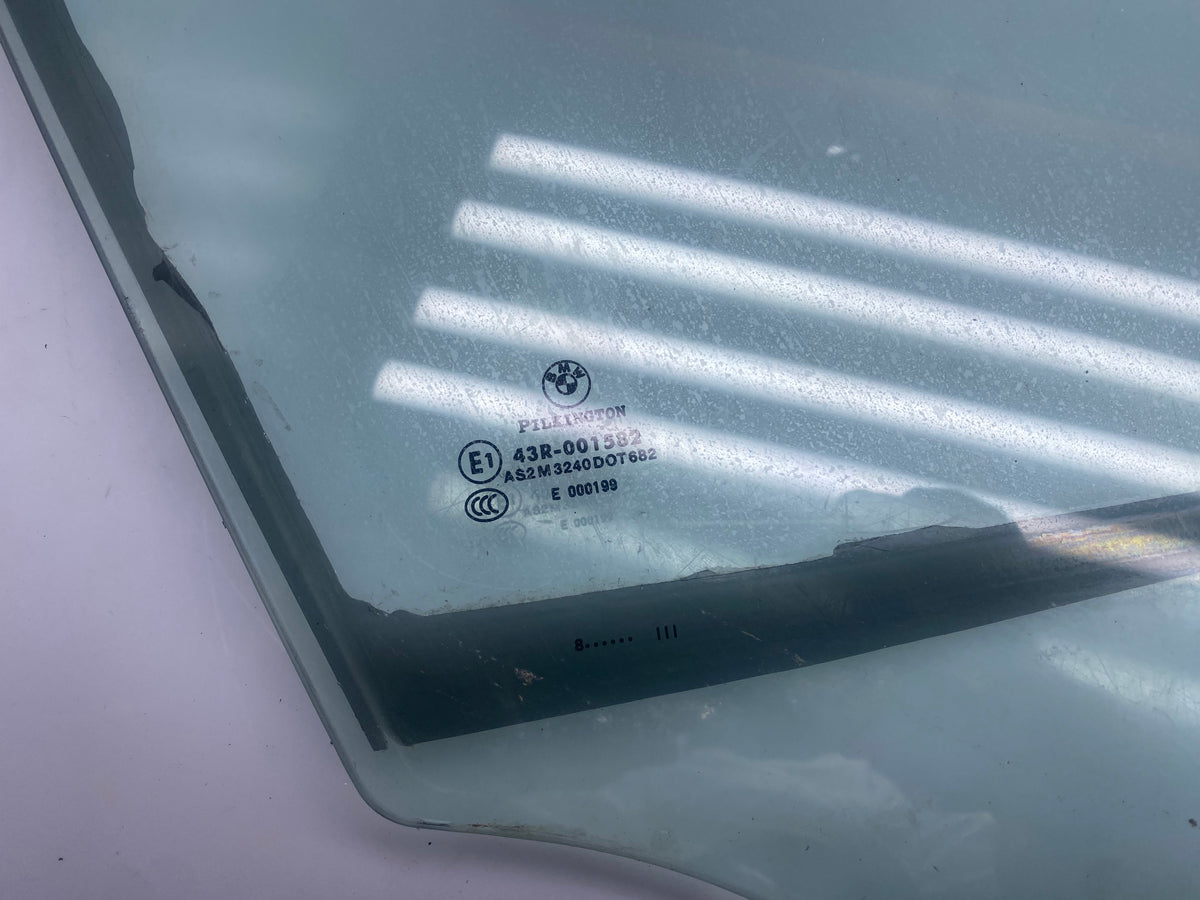 BMW 3 Series E90 Front Passenger Side Window Glass 2005–2011