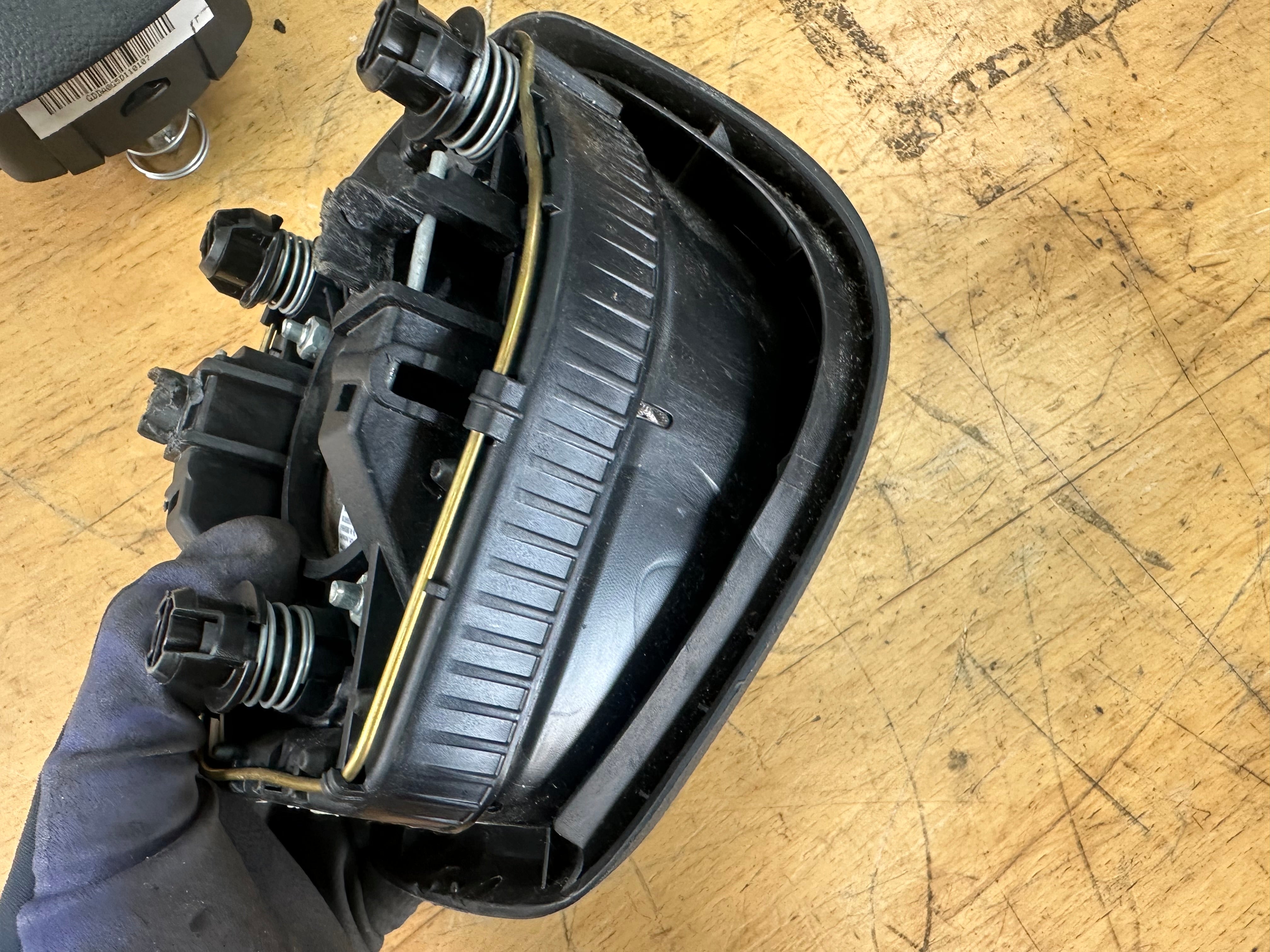 Ford Fiesta MK7 2013 Driver’s Steering Wheel Safety ABag (BAM-PT1-1746)