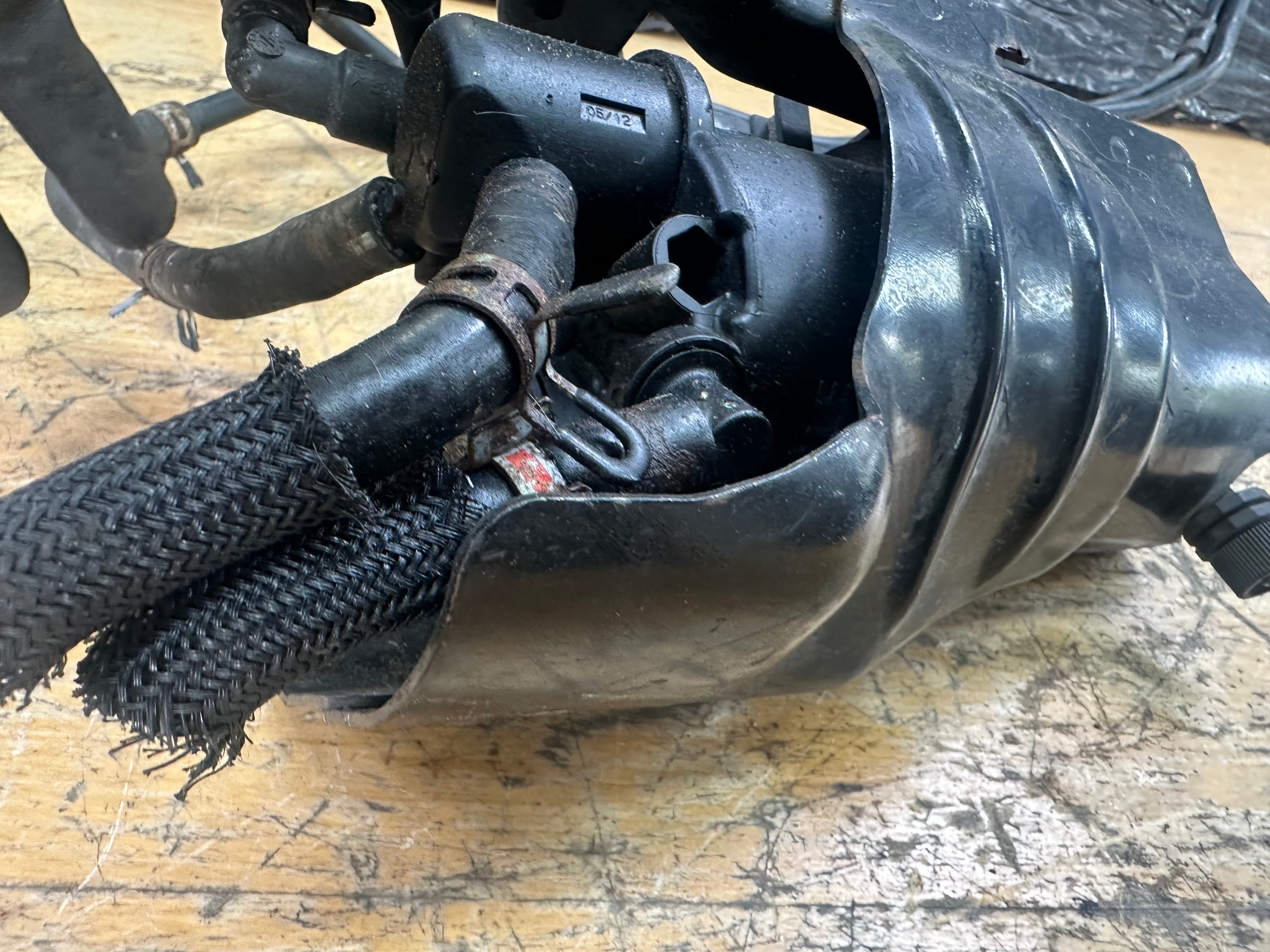 Toyota Yaris 2013 Diesel Fuel Filter Housing