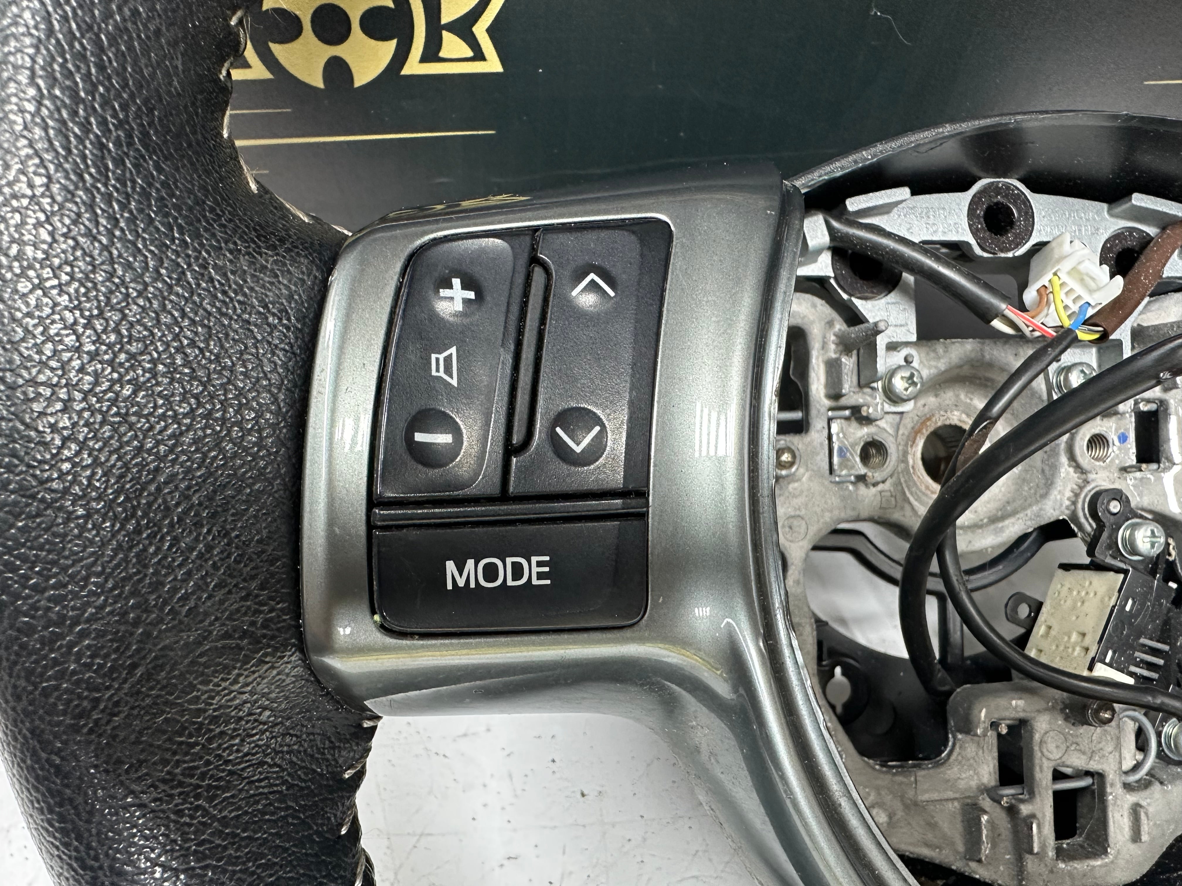 Toyota Yaris Steering Wheel (306744199B2S-AD) (45100-OD490C9) (306744181B2S-AD)