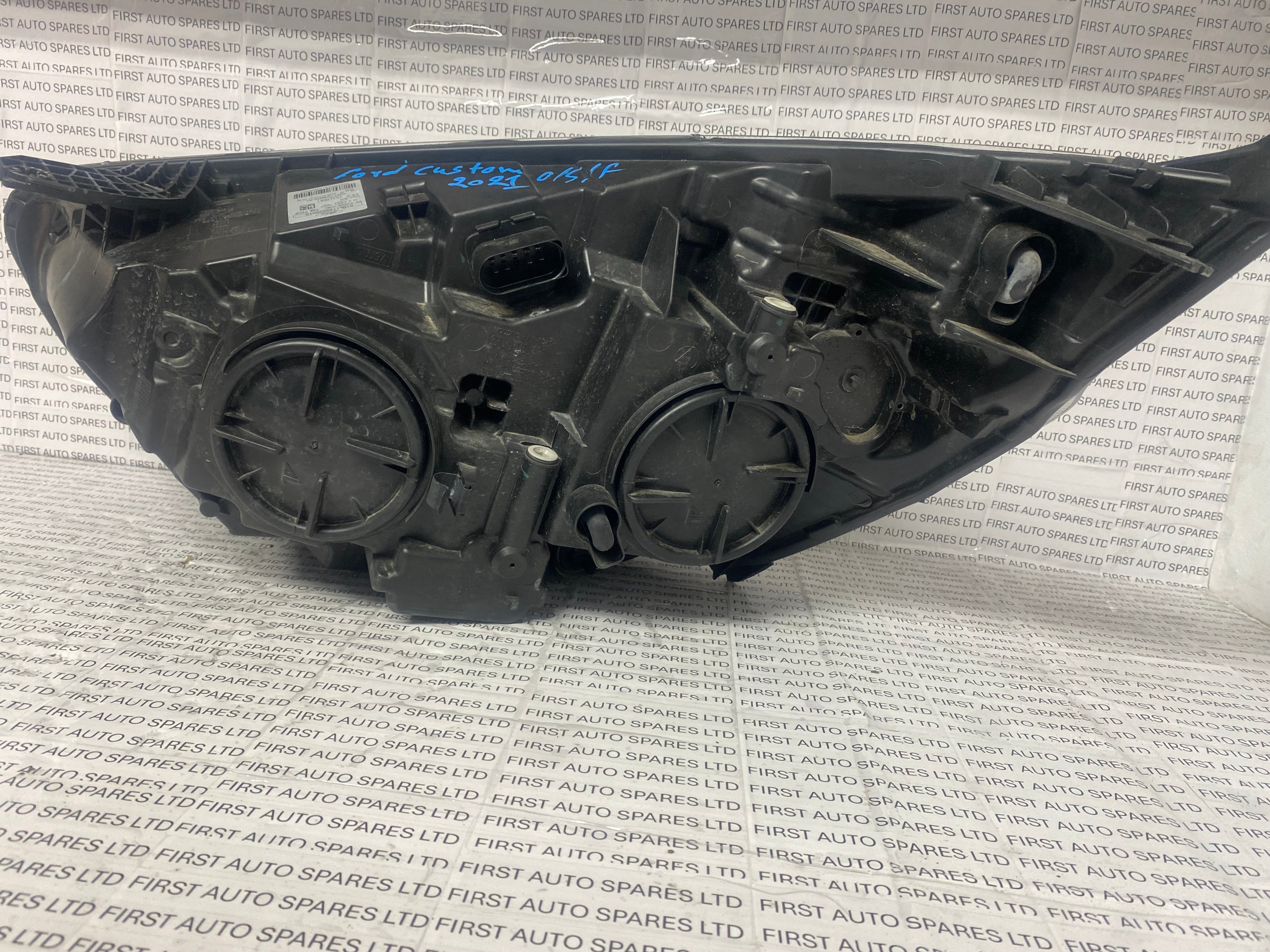 Ford Transit Custom 2021 Right Headlight (01061199900010), (JK21-13W029-AJ)