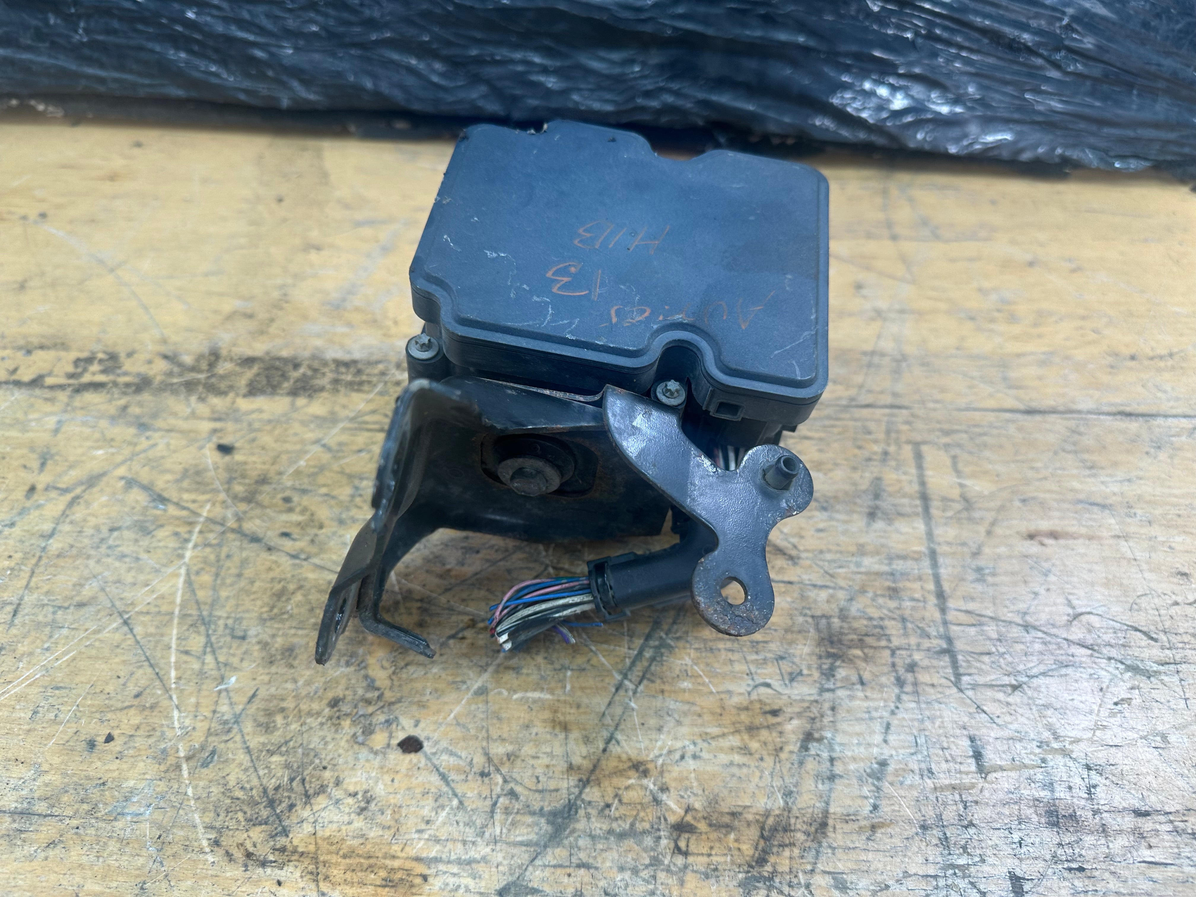 Toyota Auris 2012-2019 ABS Pump (44540-02380)