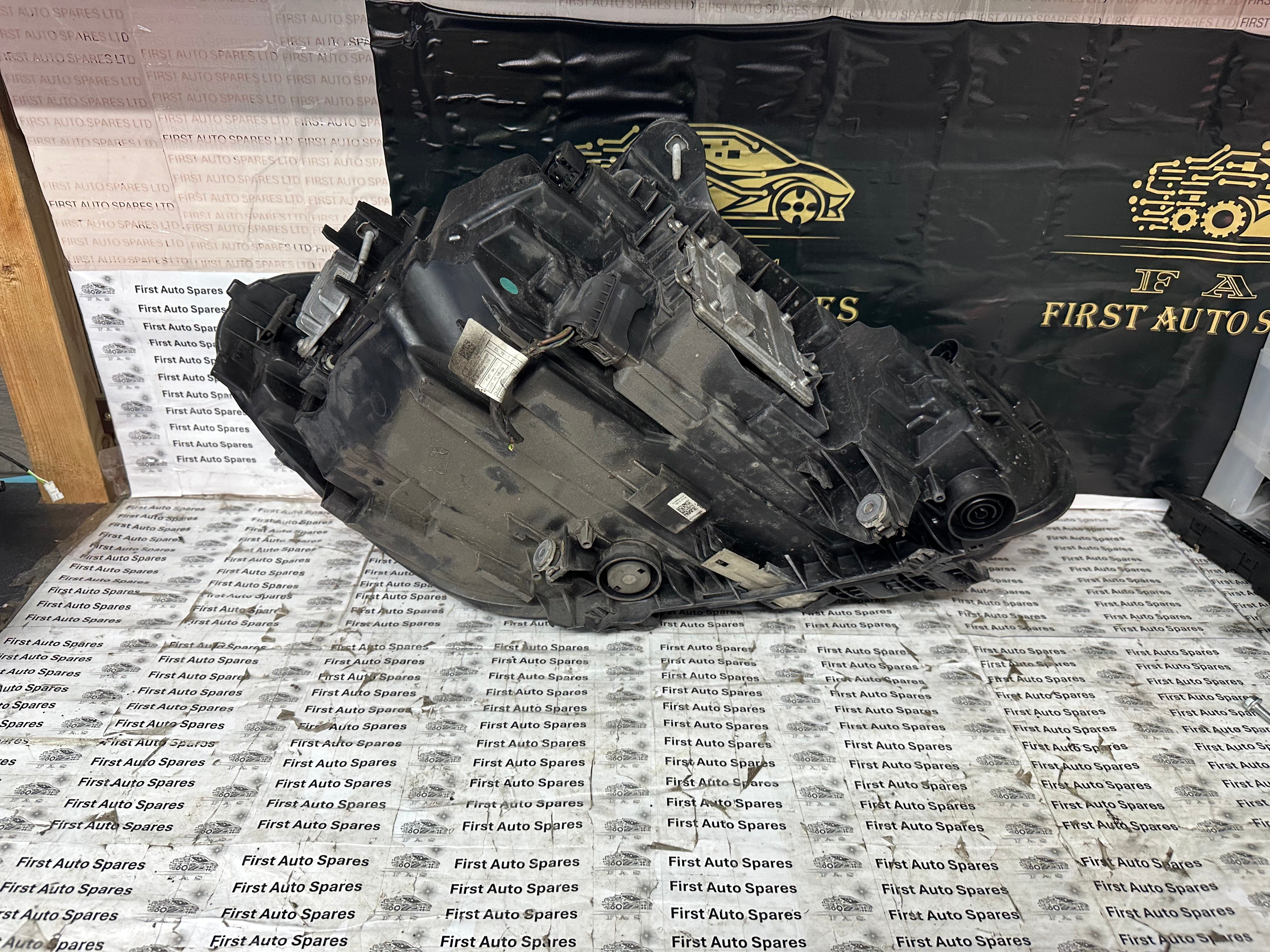 BMW 1 Series F40 Left Complete LED Headlight 2019–2024 (9482809-08)