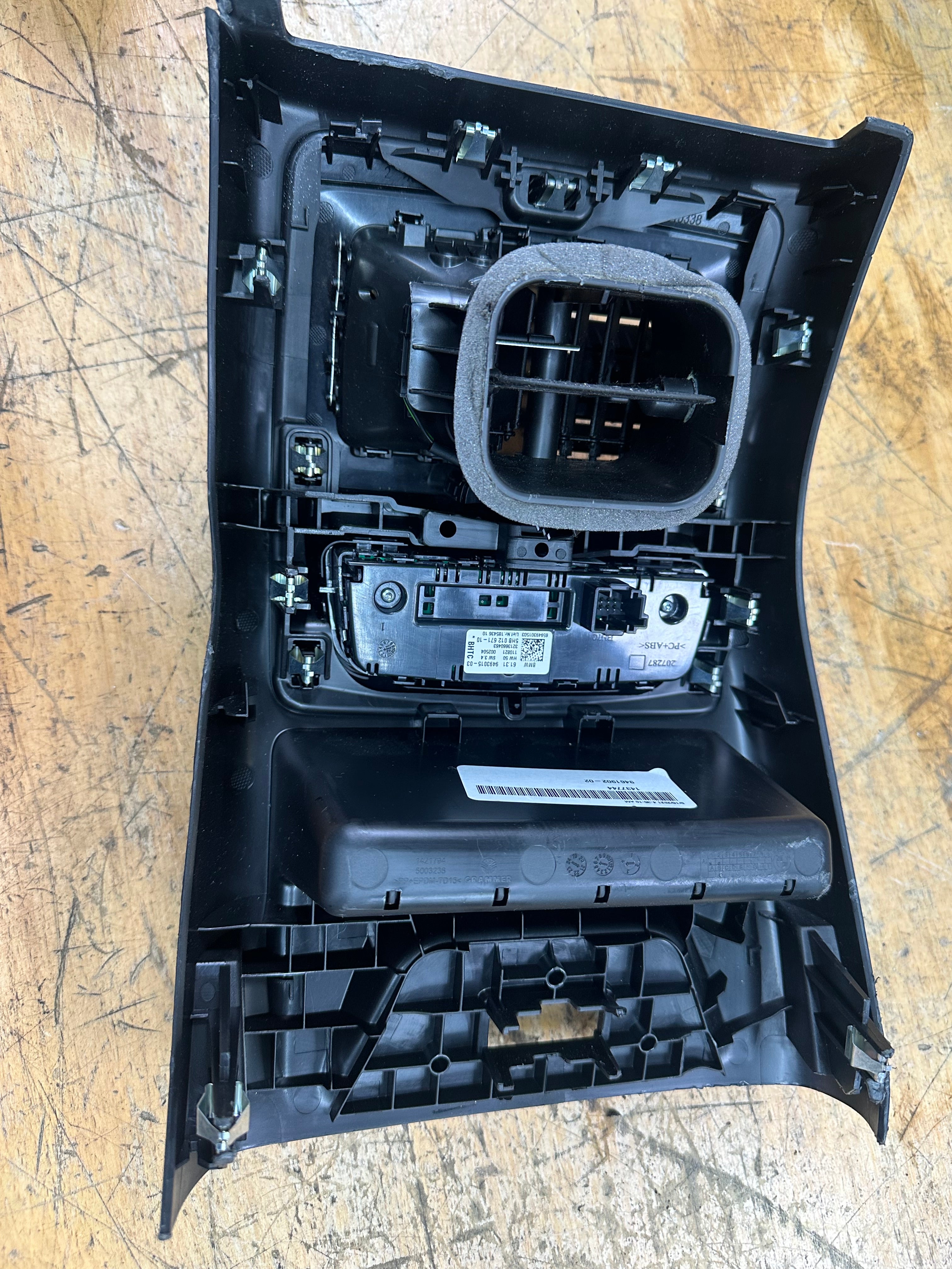 BMW X3 X4 G01 G02 X3M X4M Rear AC Heated Seats Control Panel (9493015) (7910858)