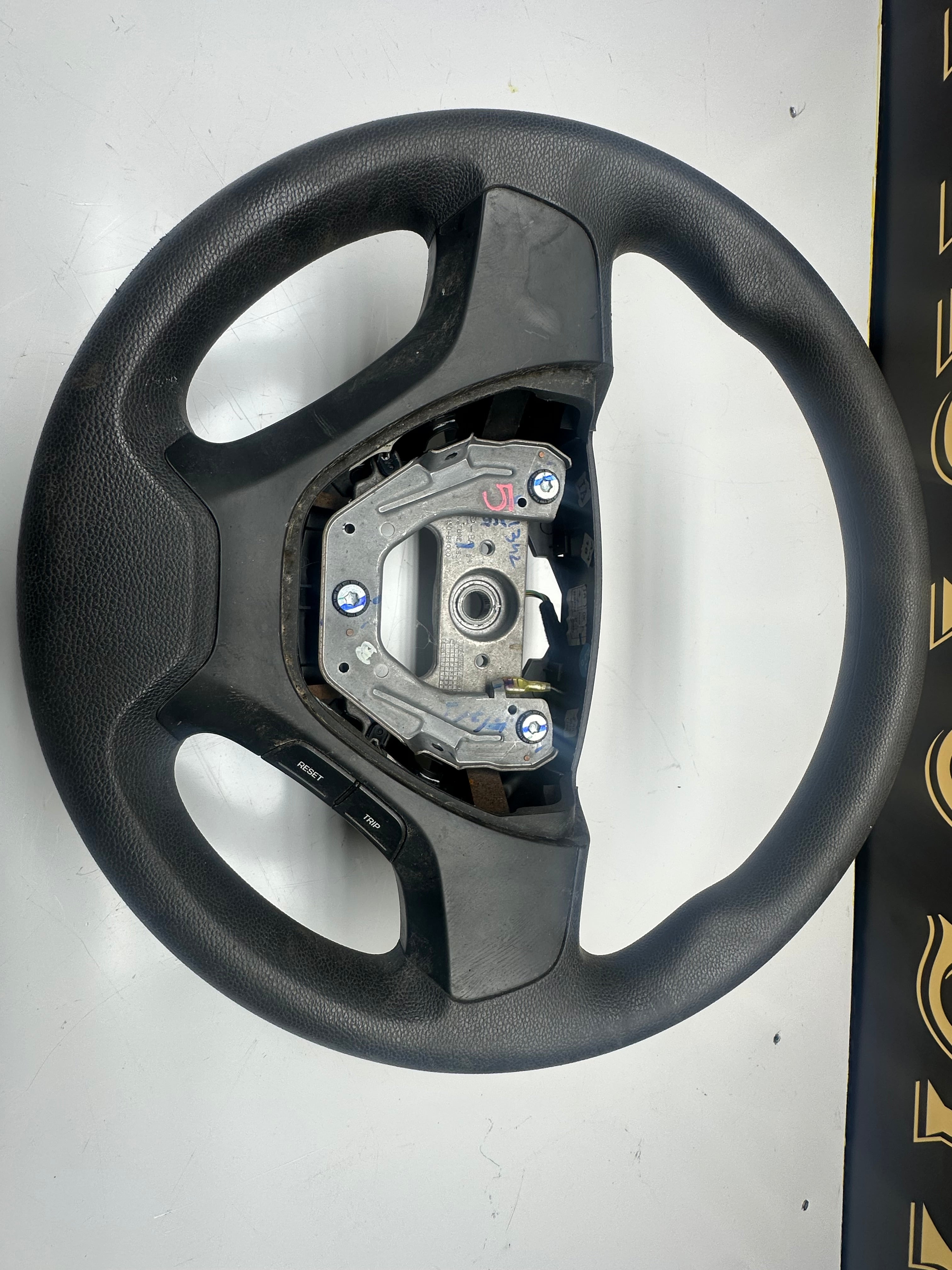 Hyundai i10 2016 Steering Wheel (56100-B4000)