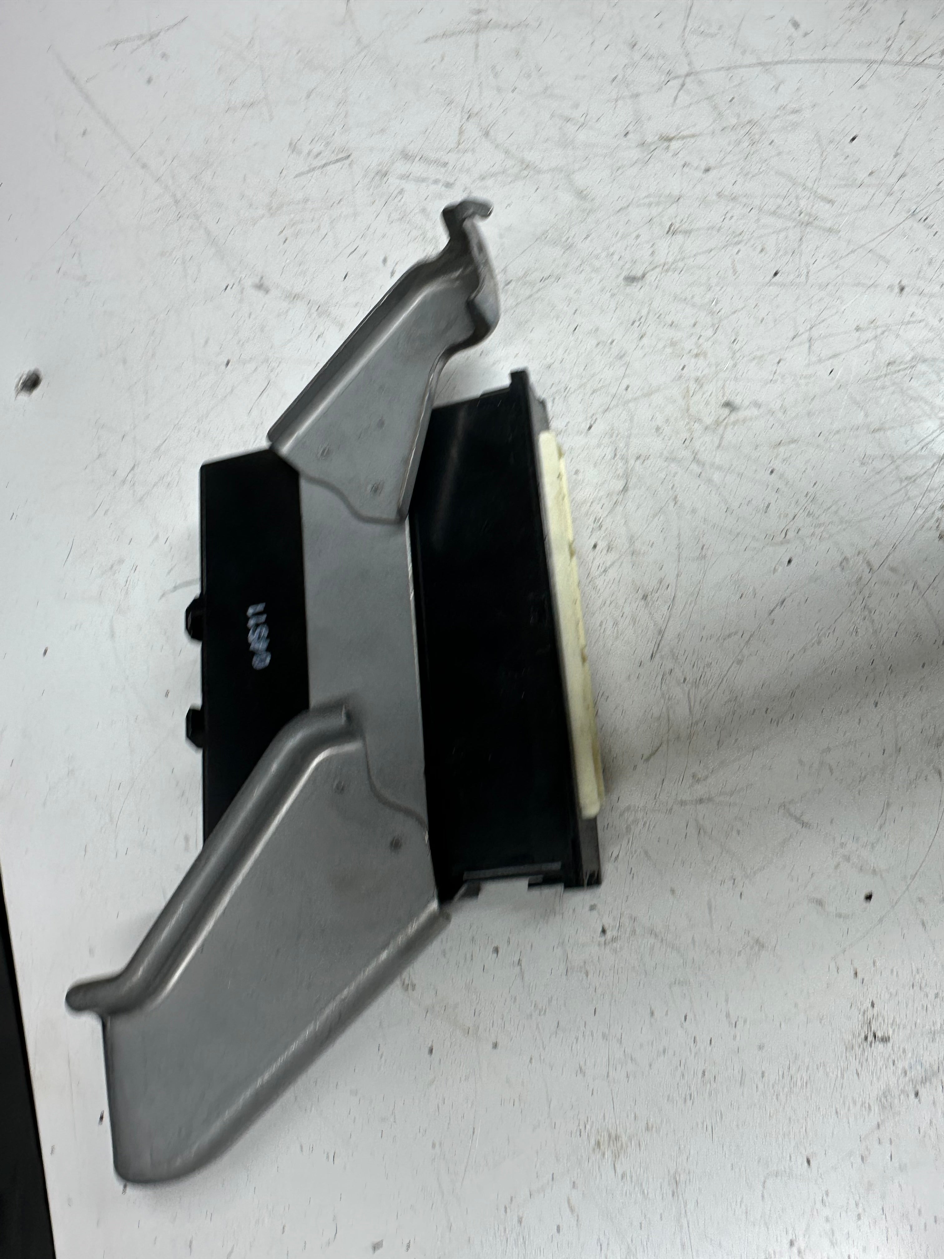 Toyota Yaris Hybrid HEV XP130 Smart Key Control Module (89990-0D070) (MB232500-6602)