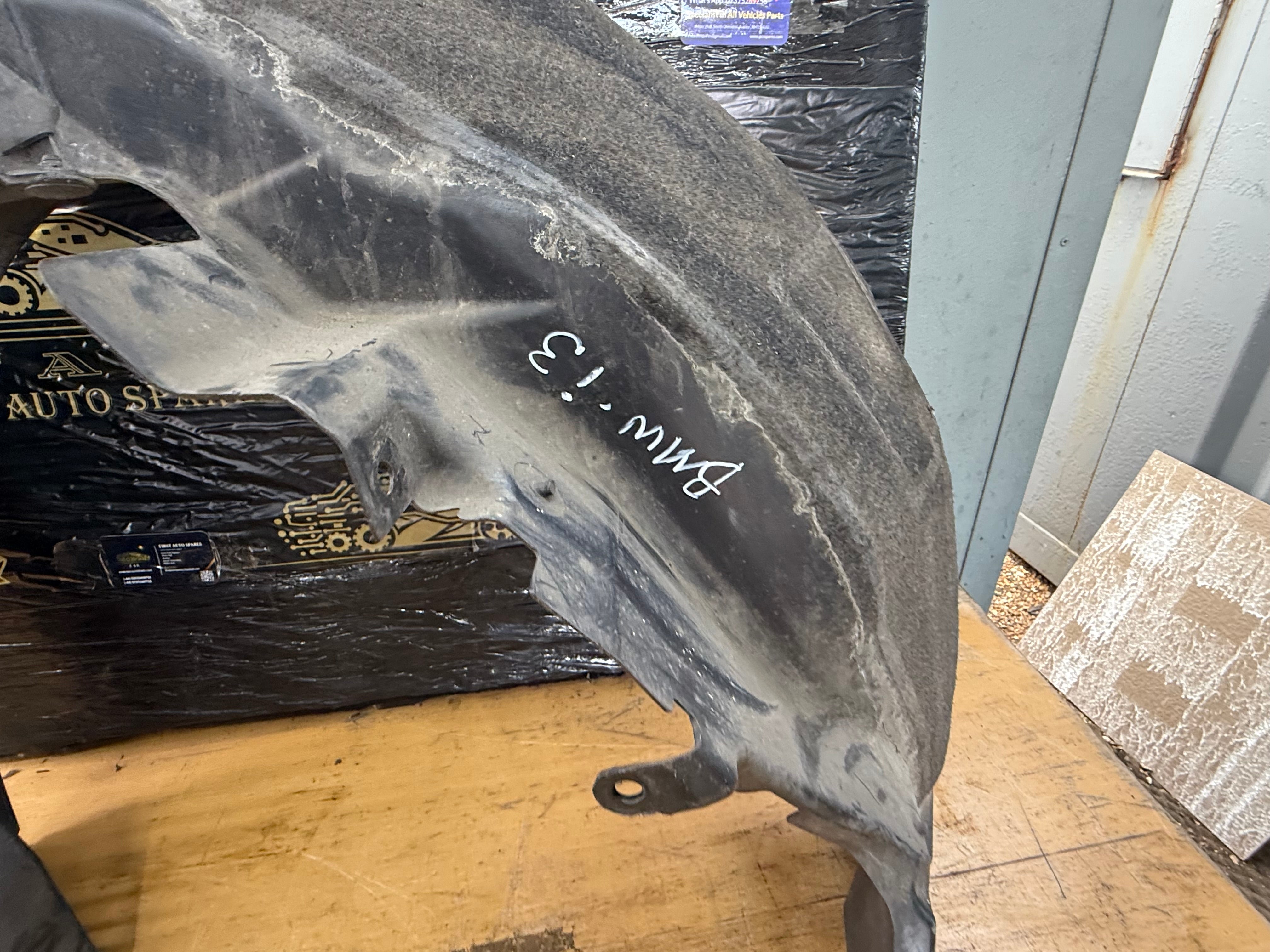 BMW i3 2013–2021 Rear Left Wheel Arch Liner N/S/R (7394079)