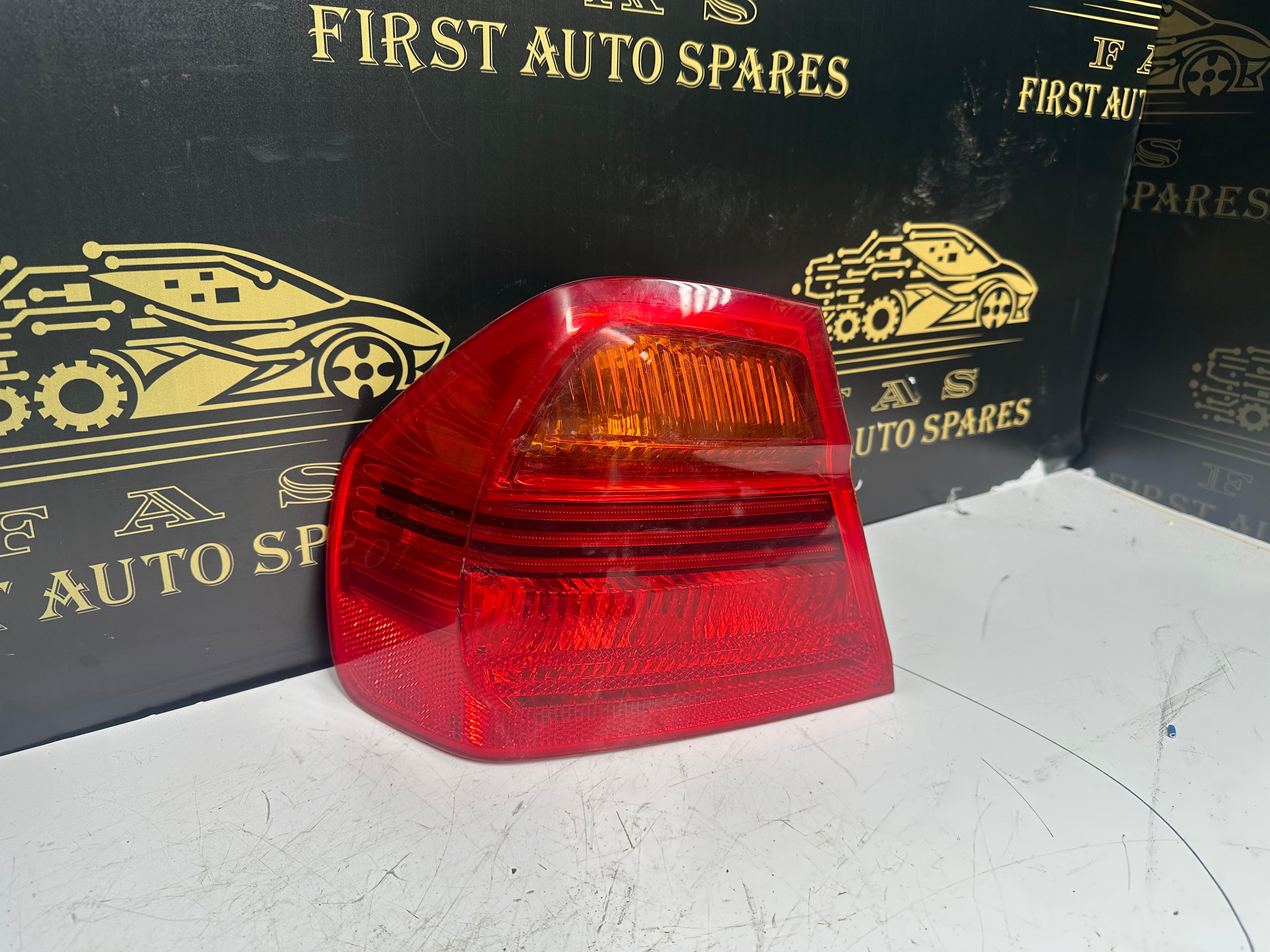 BMW 3 Series E90 2008 Left Rear Taillight (276301 L)