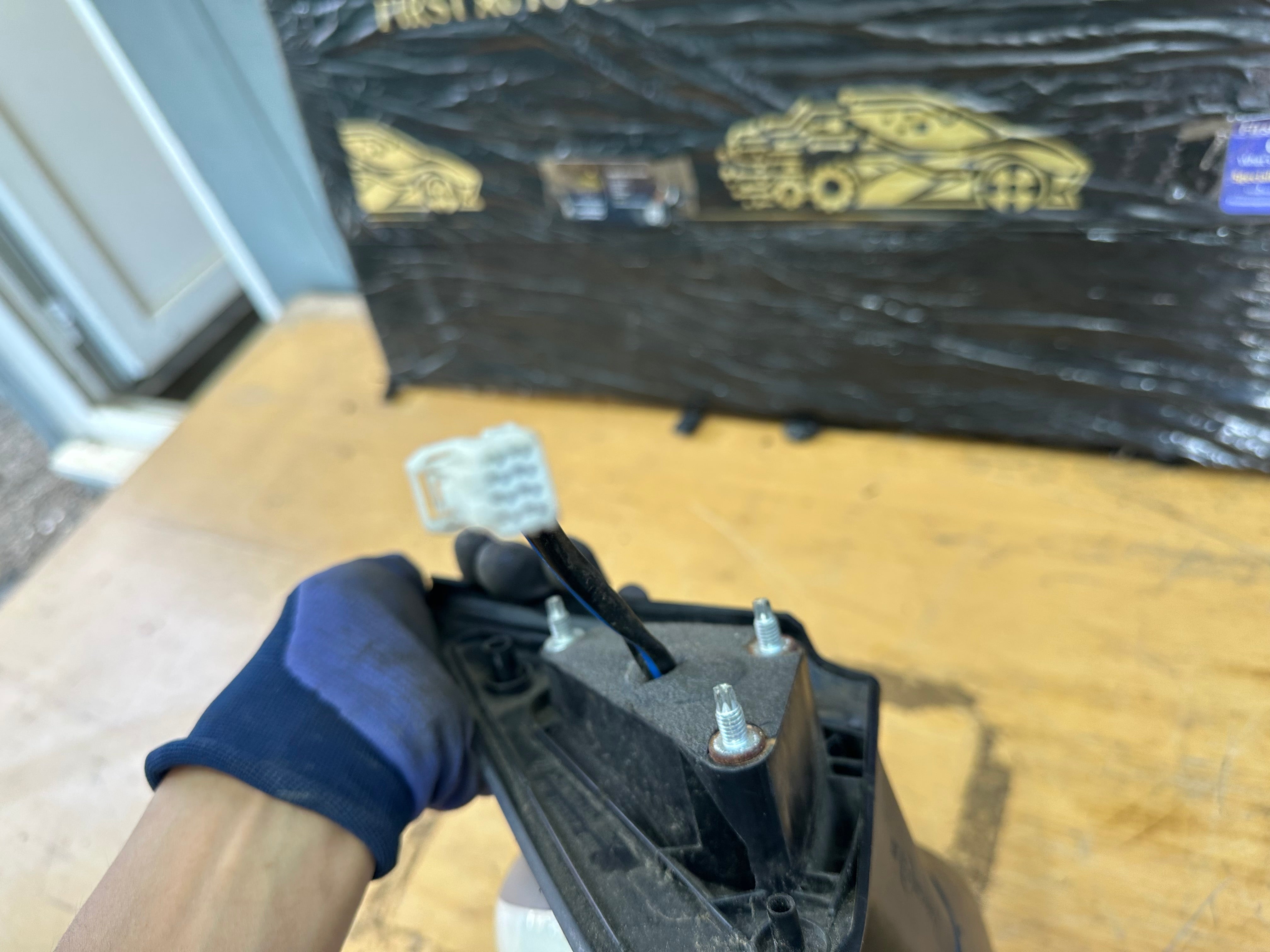 Nissan Juke F15 2010-2019 Right Driver’s Wing Mirror in White (Z33301) (023362)