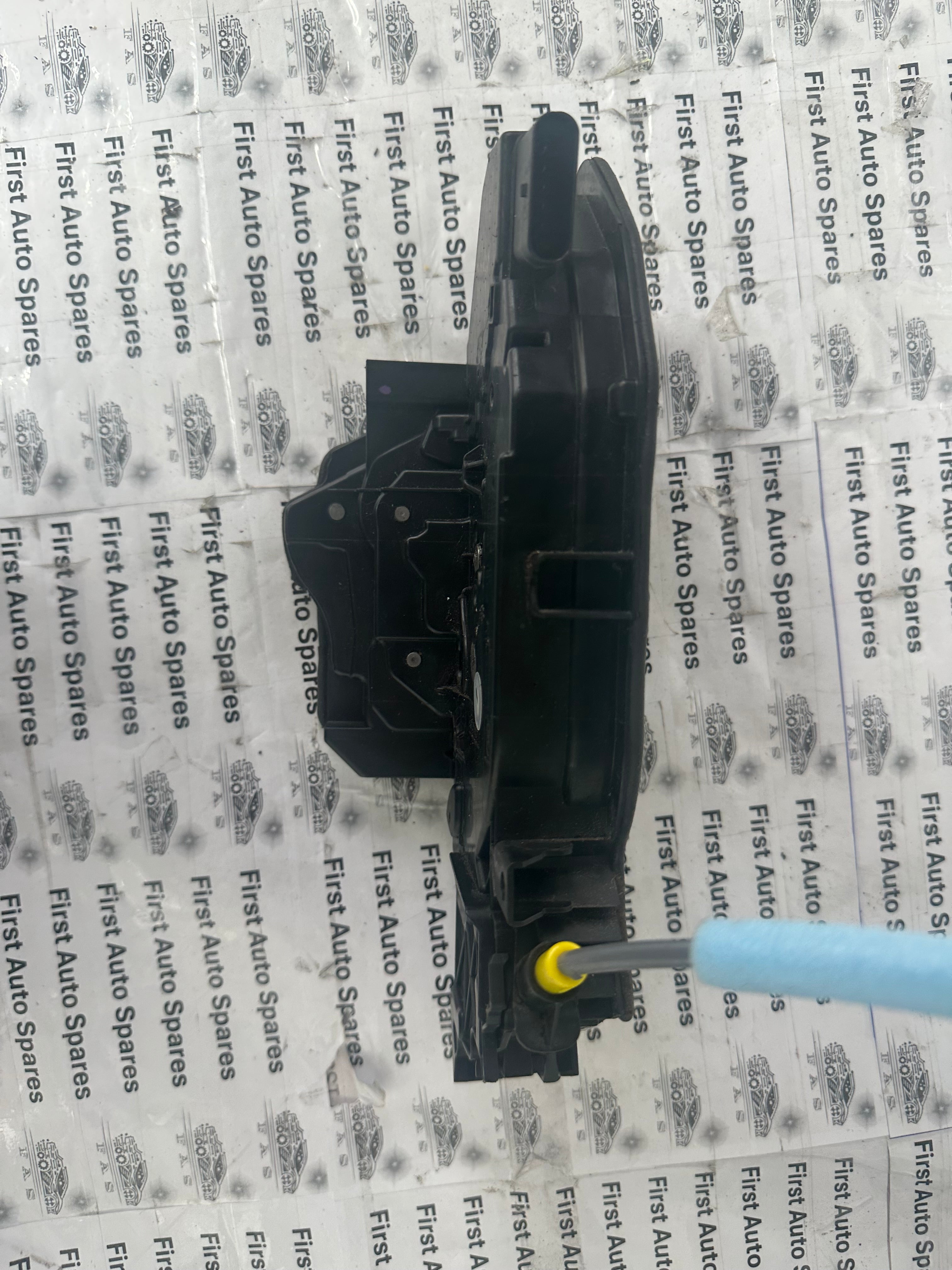 BMW 3 Series G20 2018-2024 Right Rear Door Lock Catch (7445054-10) (4568 3123)