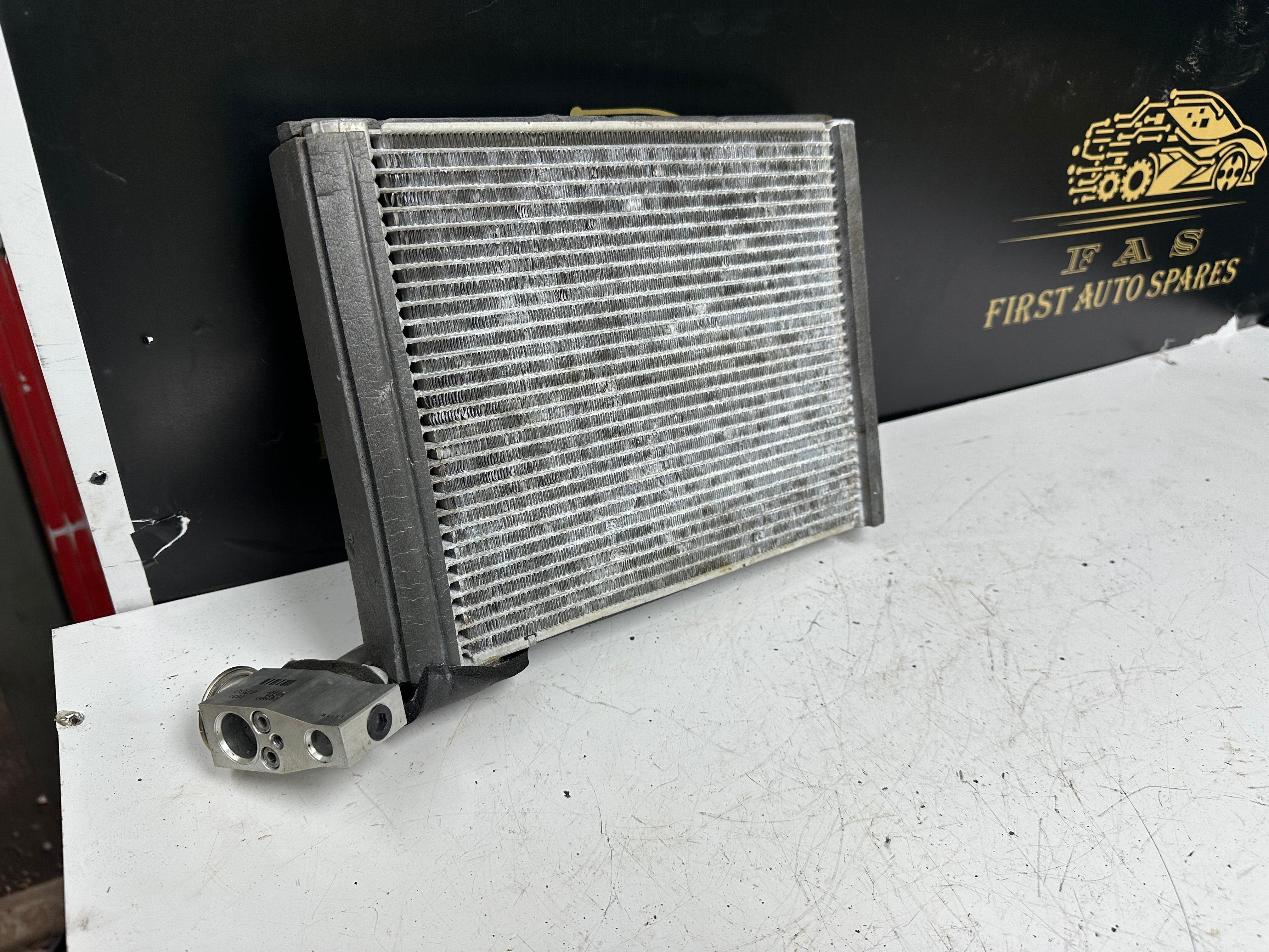 Toyota Yaris Air Conditioning Matrix Denso (7500-4700)