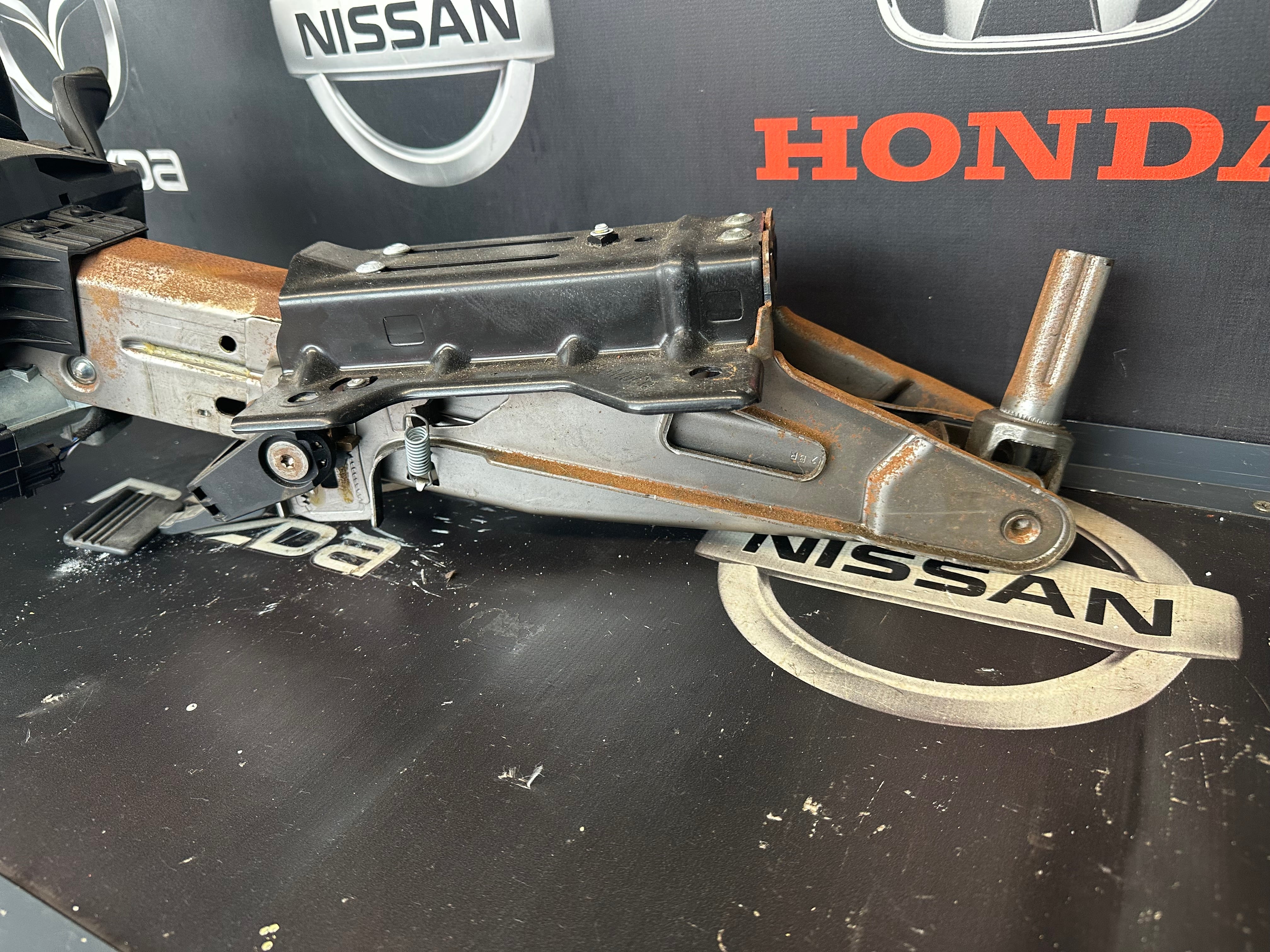 Ford Transit Complete Steering Column (KK3T-14B522-AC, KK3T-3F944-AB)